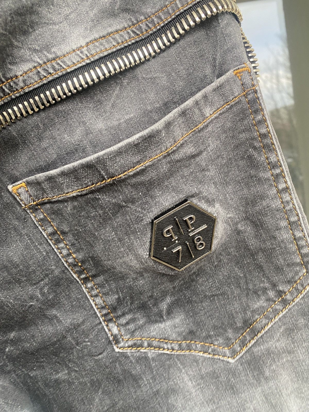 Philipp Plein Philipp plein Luxury ultra rare jeans with zippers Size US 32 / EU 48 - 7 Thumbnail