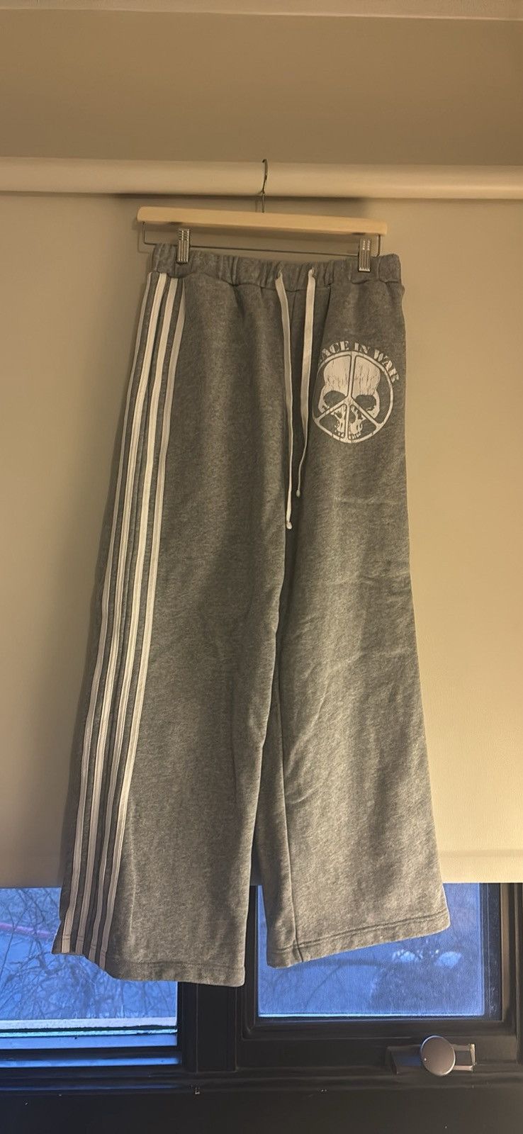 Other peaceinwar grey sweatpants Size US 32 / EU 48 - 1 Thumbnail