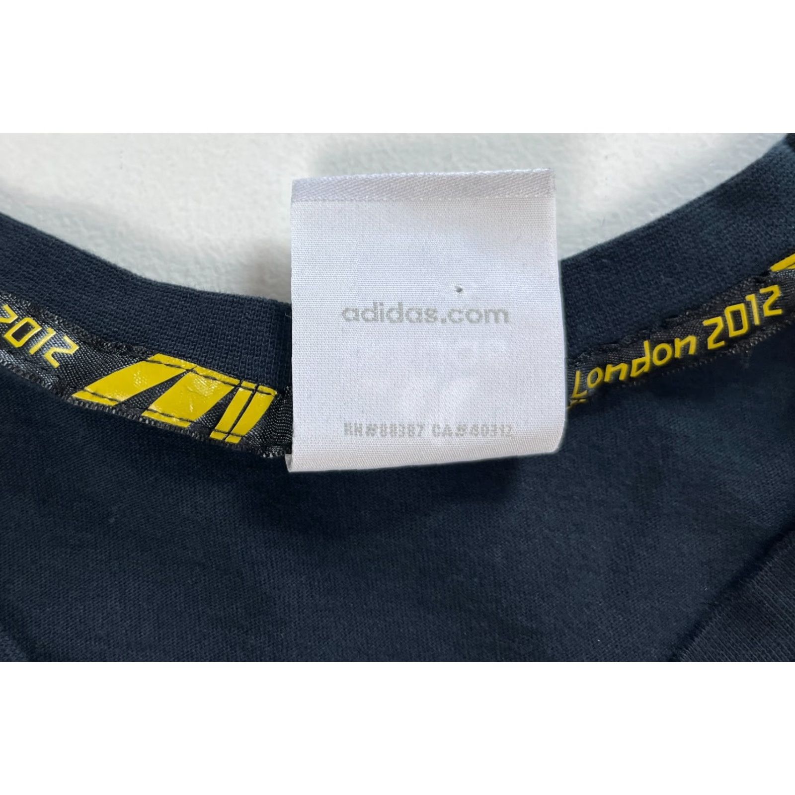 Adidas VINTAGE Adidas Men T-Shirt XL London 2012 Olympic Games Crew Neck Short Sleeve Black Cotton Sports Mens Size US XL / EU 56 / 4 - 7 Thumbnail