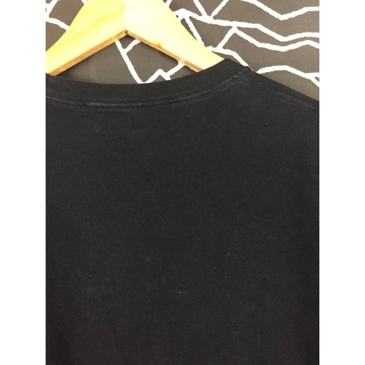 Anime Uniqlo X Demon Slayer Kimetsu no Yaiba Zenitsu Agatsuma Tee Size US M / EU 48-50 / 2 - 7 Thumbnail