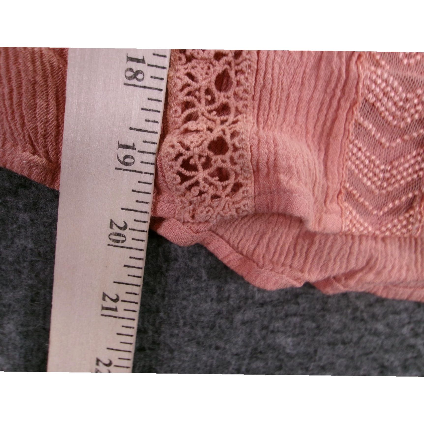 Vintage VINTAGE Maurices Women’s Blouse XS Pink Rayon Long Sleeve Bohemian Chic Casual Size XS / US 0-2 / IT 36-38 - 5 Thumbnail