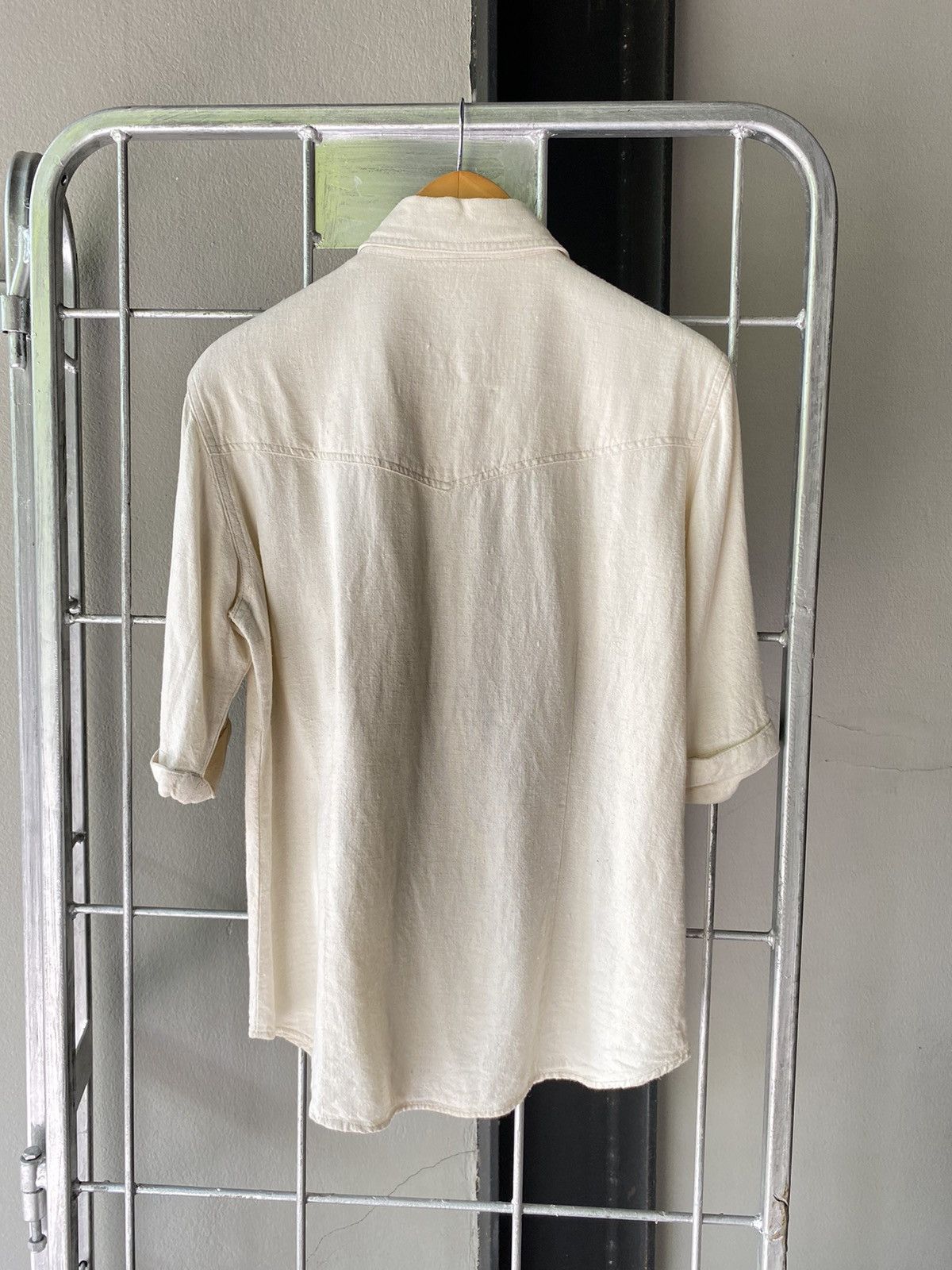 Tommy Hilfiger Tommy Hilfiger Off-White Shirt Size S / US 4 / IT 40 - 12 Thumbnail
