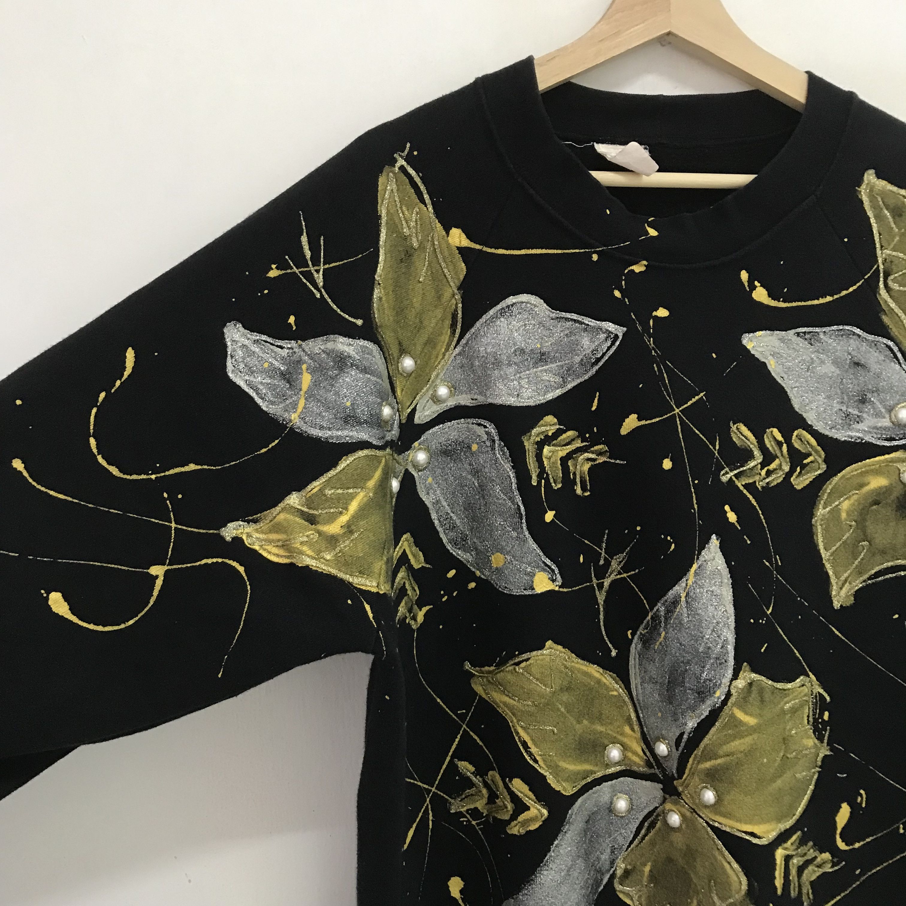 Vintage vintage dark flower sweatshirt - 415 Size US L / EU 52-54 / 3 - 4 Thumbnail