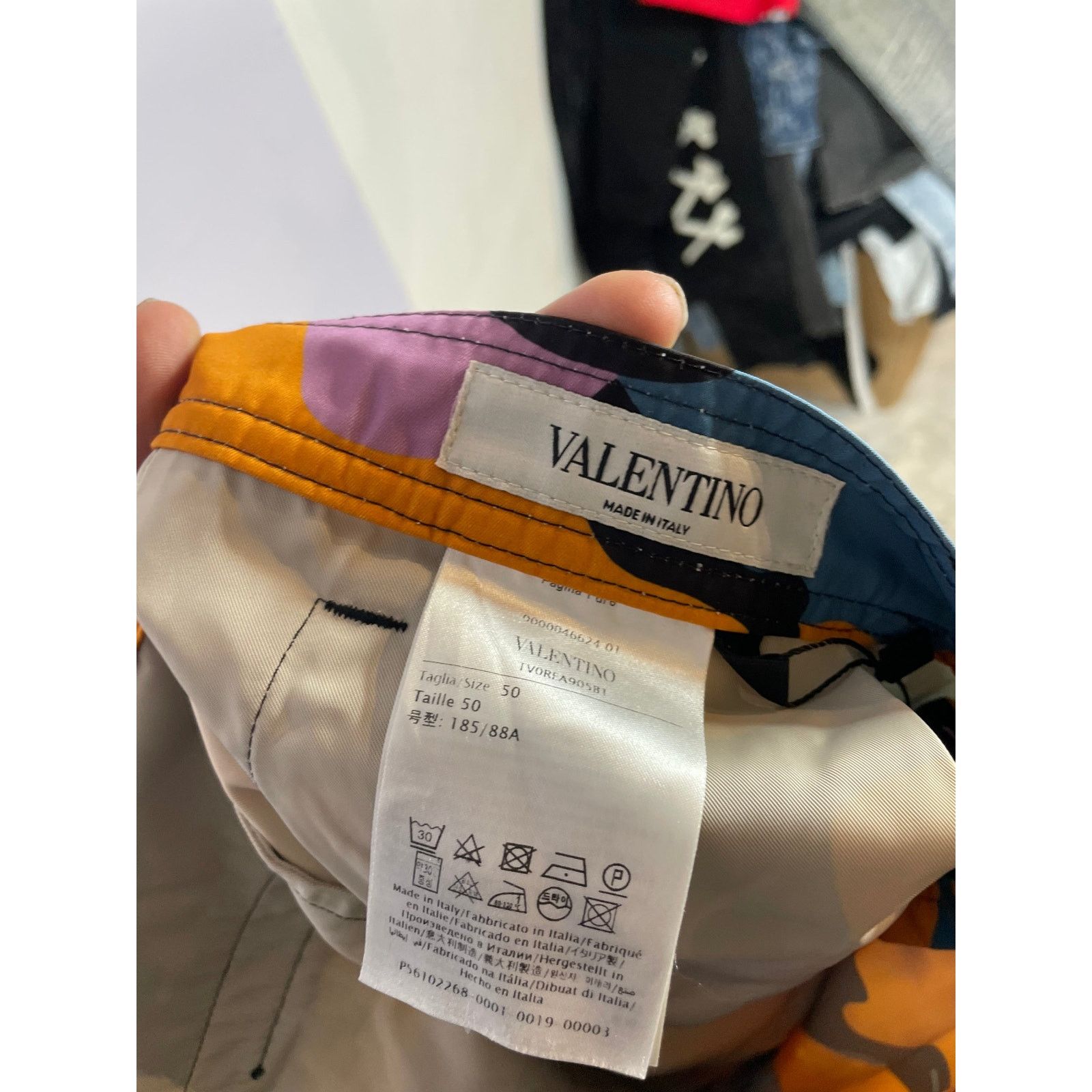 Valentino Valentino Multi Camo Cargo Pants Used 50 (Large) Size US 34 / EU 50 - 3 Thumbnail