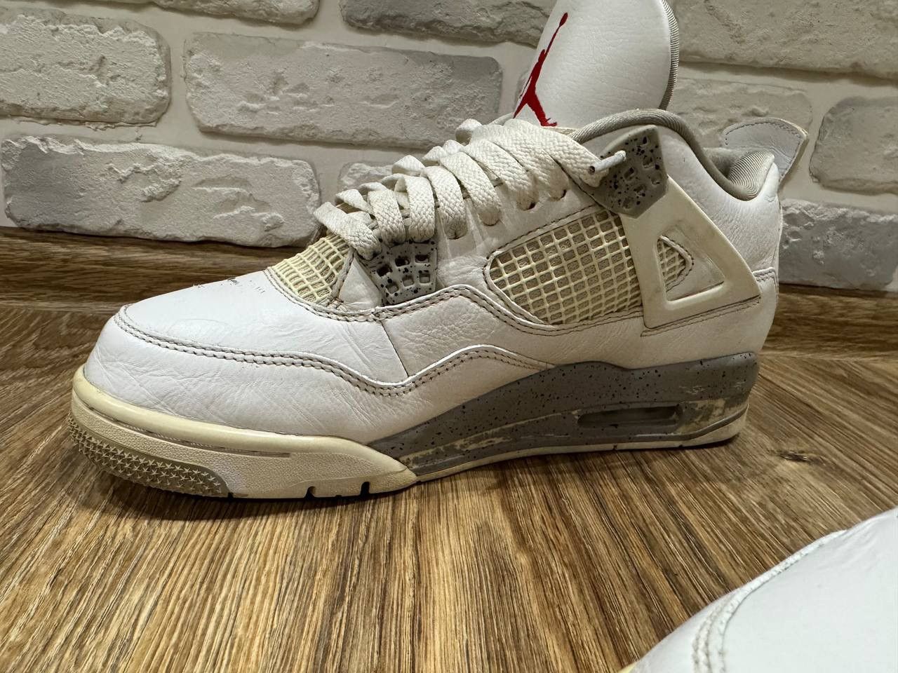 Jordan Brand Nike Air Jordan 4 Retro White Oreo Size US 10.5 / EU 43-44 - 9 Thumbnail