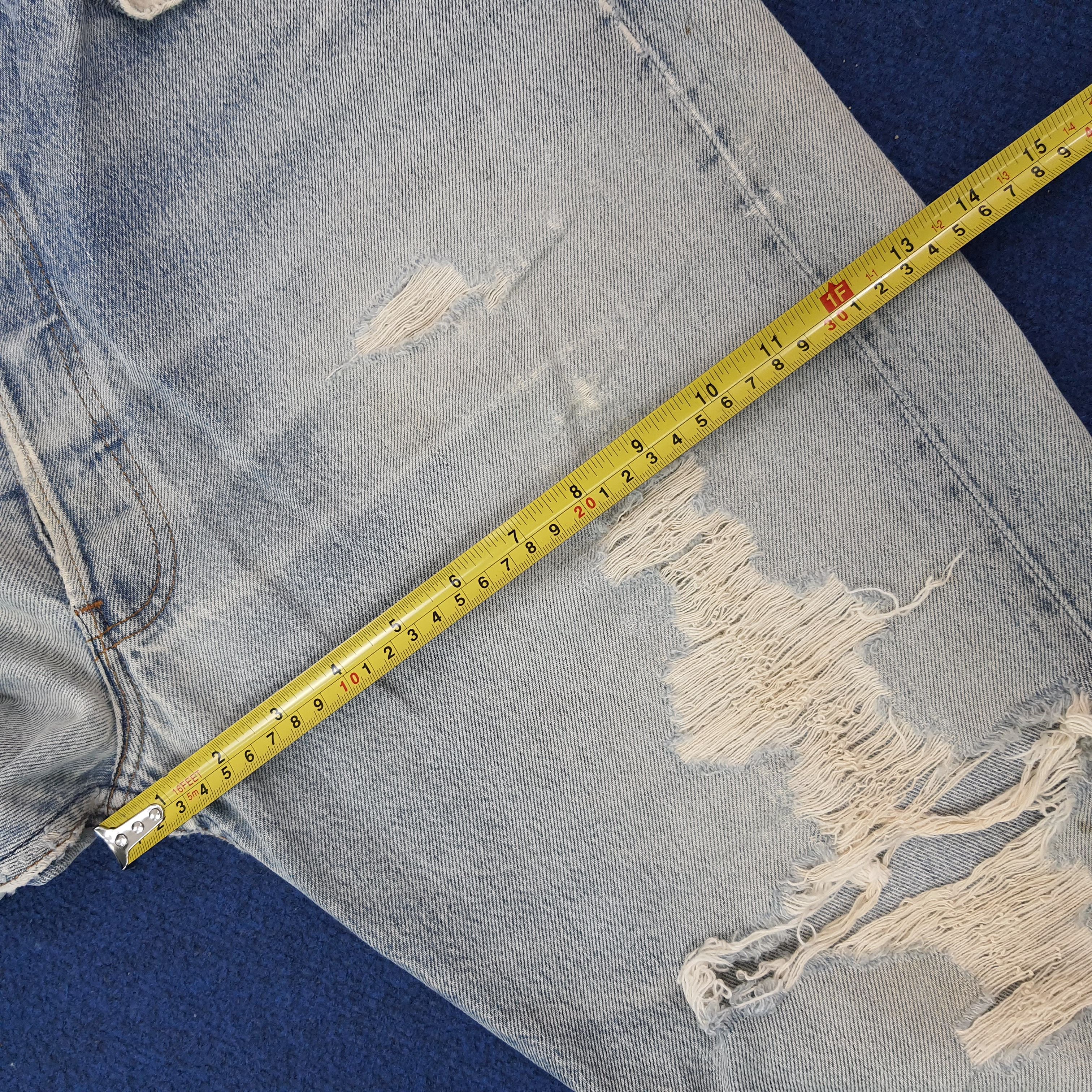 Levi's Vintage Levi's Distressed Style Jeans C252N11 Size US 36 / EU 52 - 13 Thumbnail