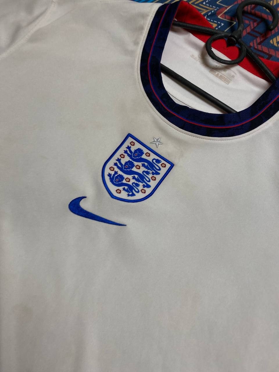 Nike T-Shirt Nike football England logo center jerseys Vintage Size US XL / EU 56 / 4 - 5 Thumbnail