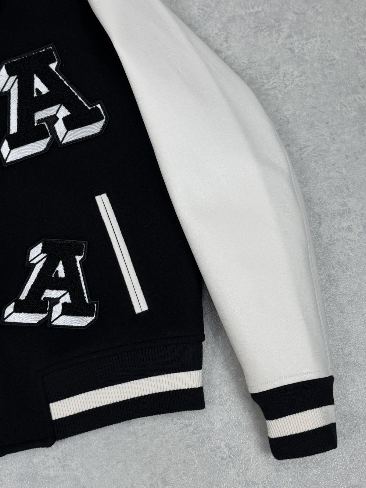 Axel Arigato Axel Arigato illusion Varsity Bomber Jacket Size L Size US L / EU 52-54 / 3 - 7 Thumbnail