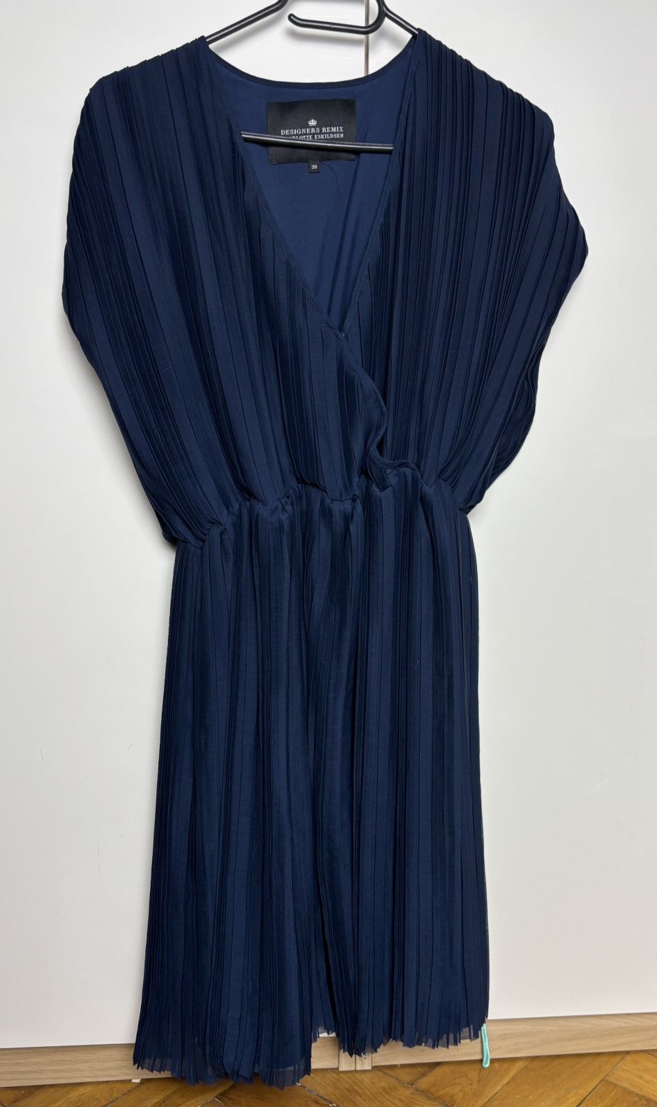 Designers Remix Navy blue pleated dress Designers Remix like new Size M / US 6-8 / IT 42-44 - 1 Thumbnail