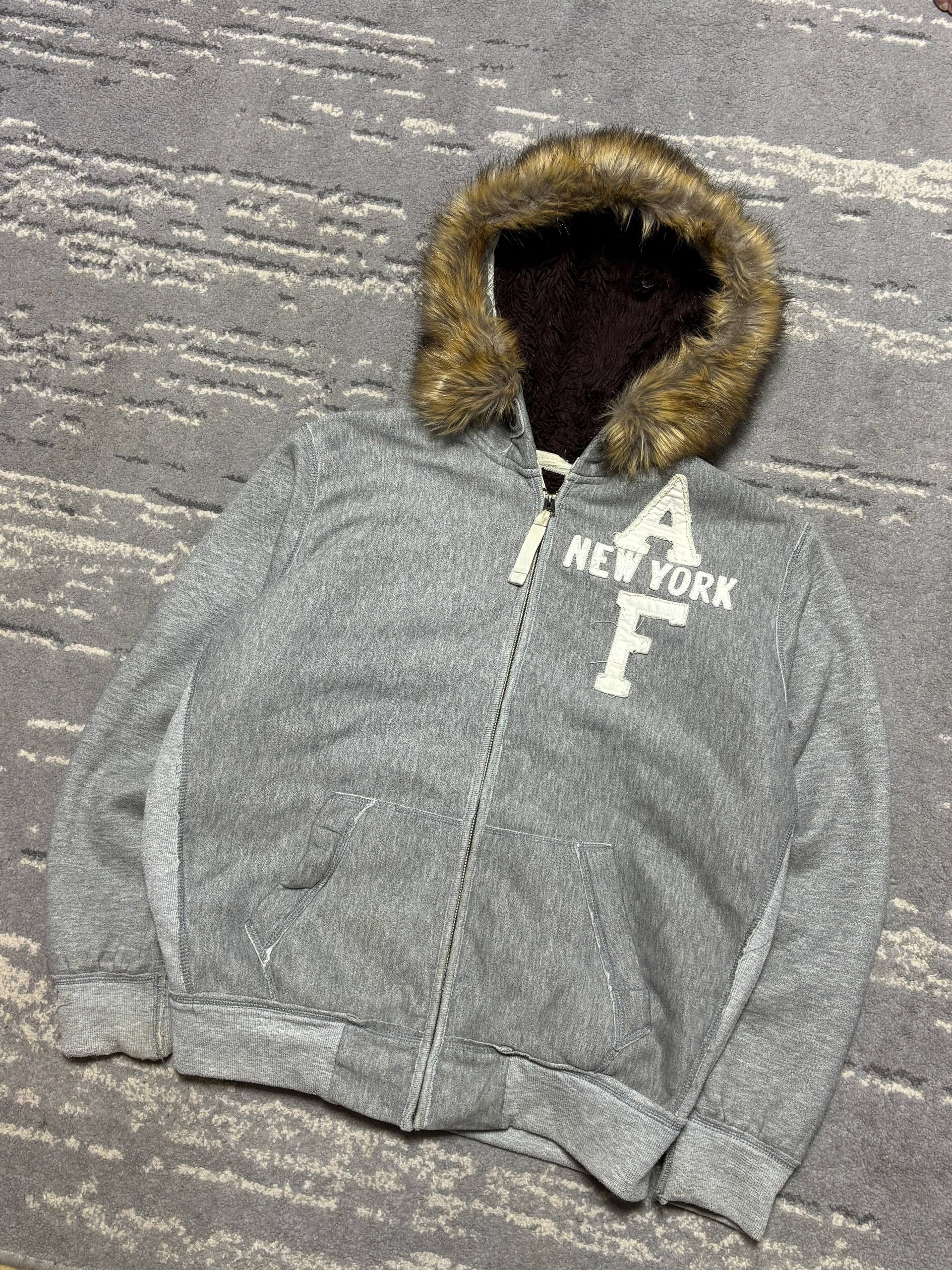 Abercrombie & Fitch 🧥 Abercrombie & Fitch Fur-Lined Hoodie — New York Edition Size US L / EU 52-54 / 3 - 4 Thumbnail