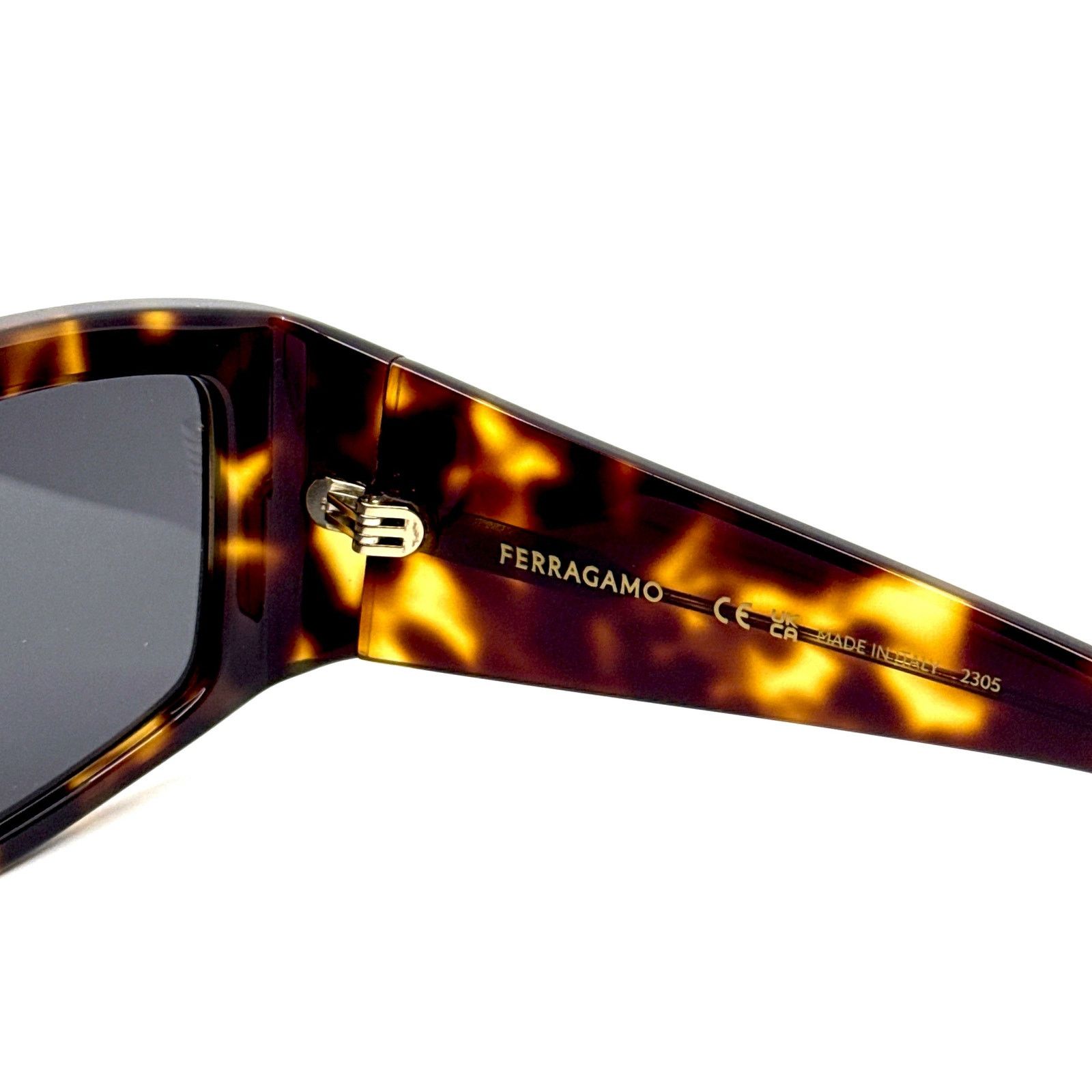 Salvatore Ferragamo New! SALVATORE FERRAGAMO Sunglasses SF1101S 242, AUTHENTIC Size ONE SIZE - 9 Thumbnail