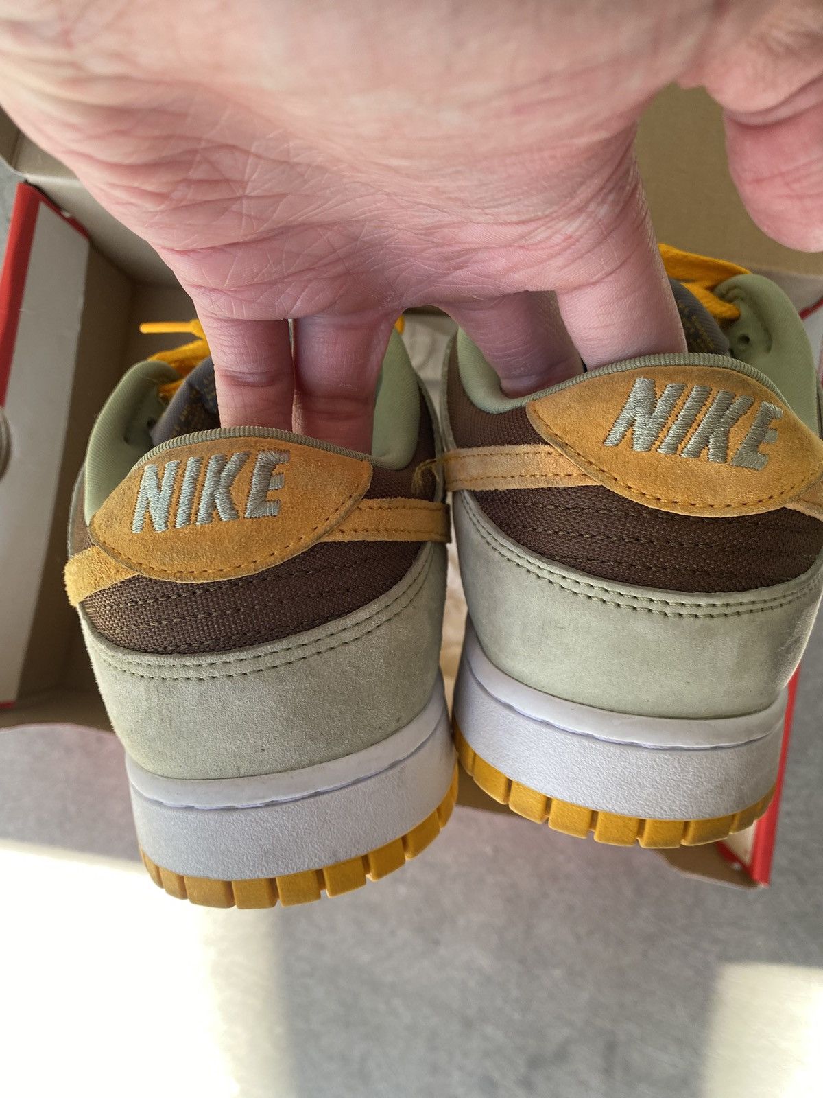 Nike Nike Dunk Low Dusty Olive Size US 10 / EU 43 - 3 Thumbnail