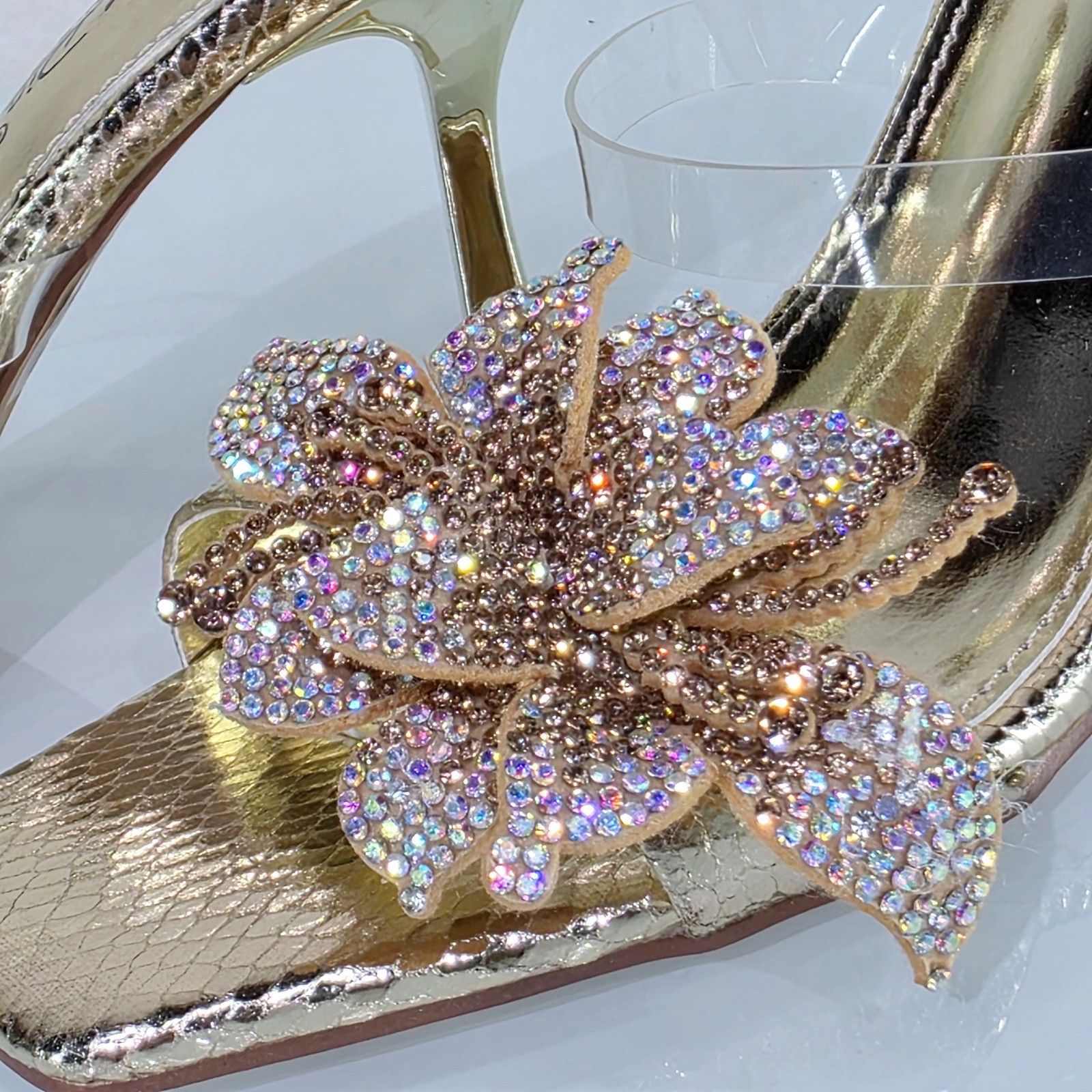 Other Lily Rhinestone Flower Gold Slip On 3.25" Heel Casual Evenin Size US 7 / IT 37 - 6 Thumbnail