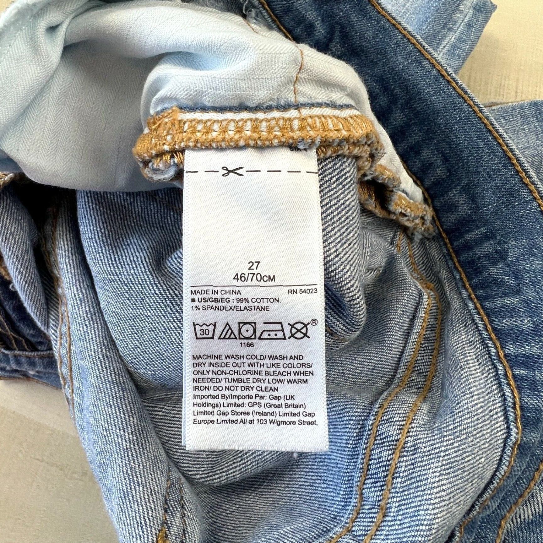 Gap Gap Best Girlfriend Women's Distressed Mid Rise Jeans 27 Medium Wash Blue Size 27" / US 4 / IT 40 - 5 Thumbnail