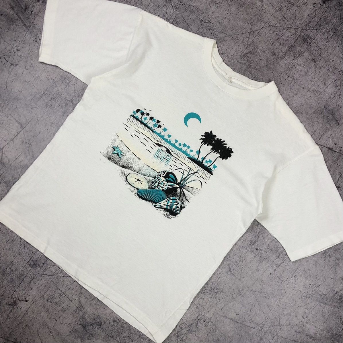 Vintage 1991 Vintage Seashore Graphic Tee Size US M / EU 48-50 / 2 - 1 Thumbnail