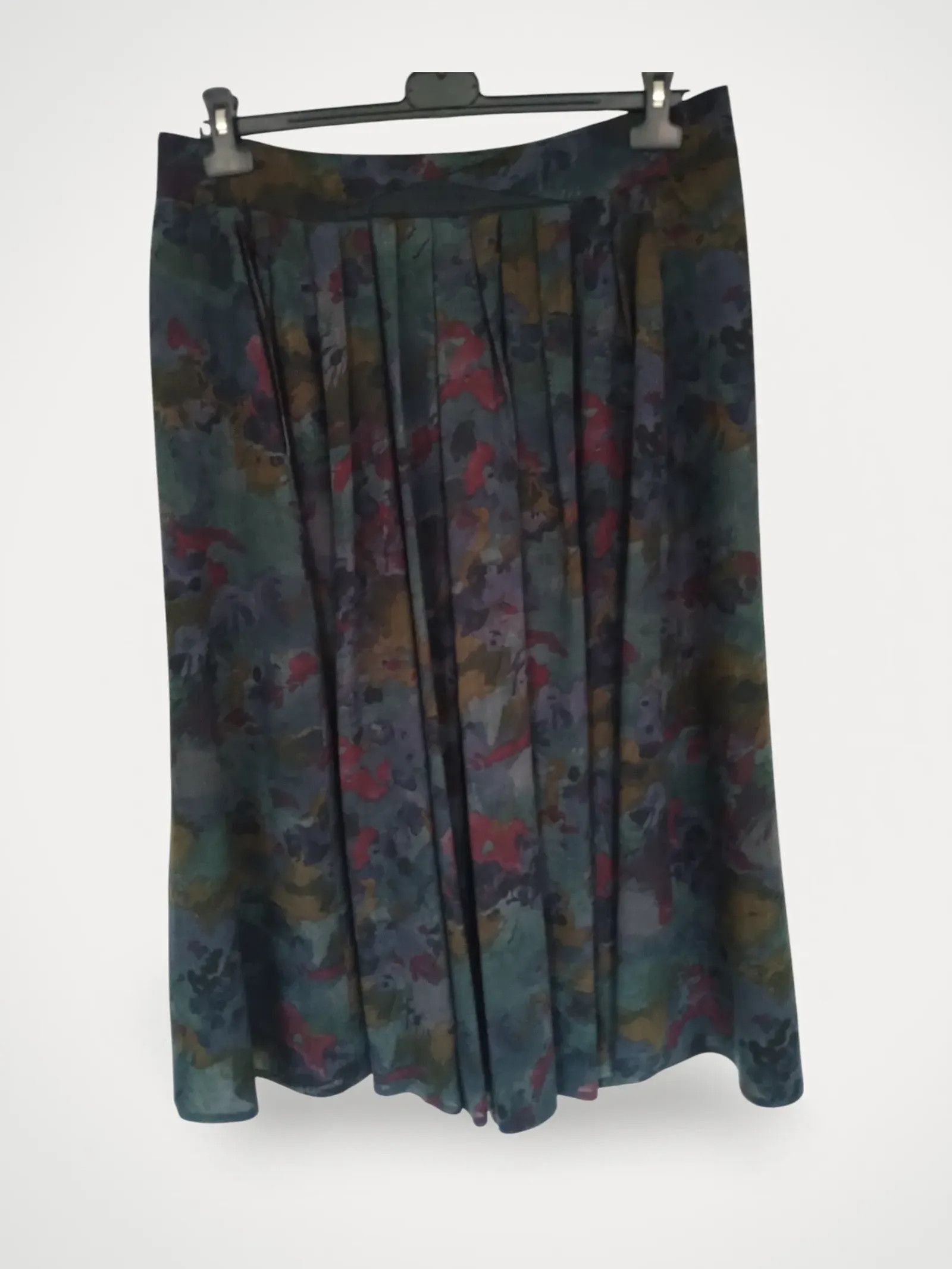 Etienne Aigner Etienne Aigner Skirt Size 30" / US 8 / IT 44 - 1 Thumbnail