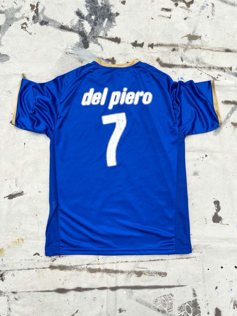 Other Y2K Italia Alessandro Del Piero Italy Soccer Kit Size US L / EU 52-54 / 3 - 2 Thumbnail