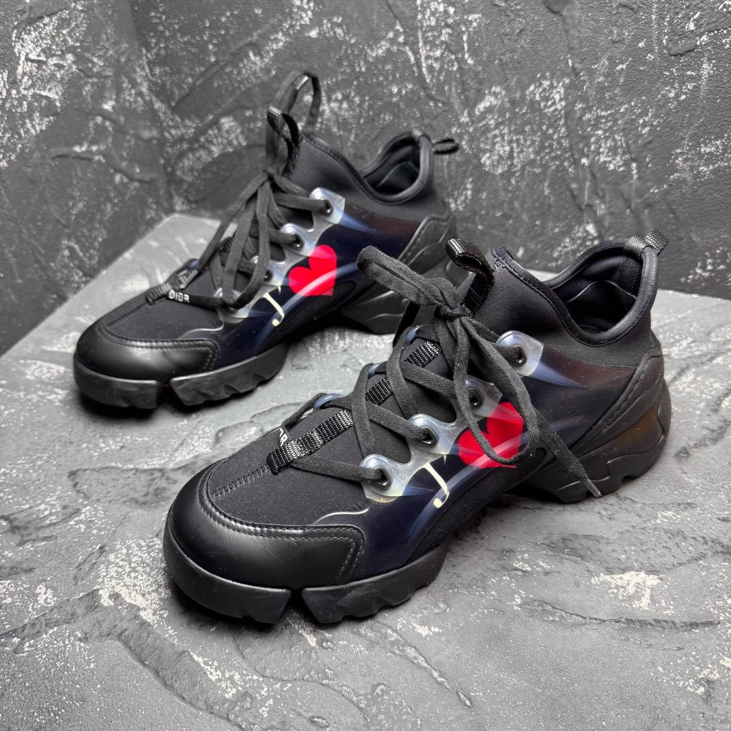 Dior DIOR D-Connect Valentine's Day Limited Edition Q10 Size US 9 / IT 39 - 1 Thumbnail