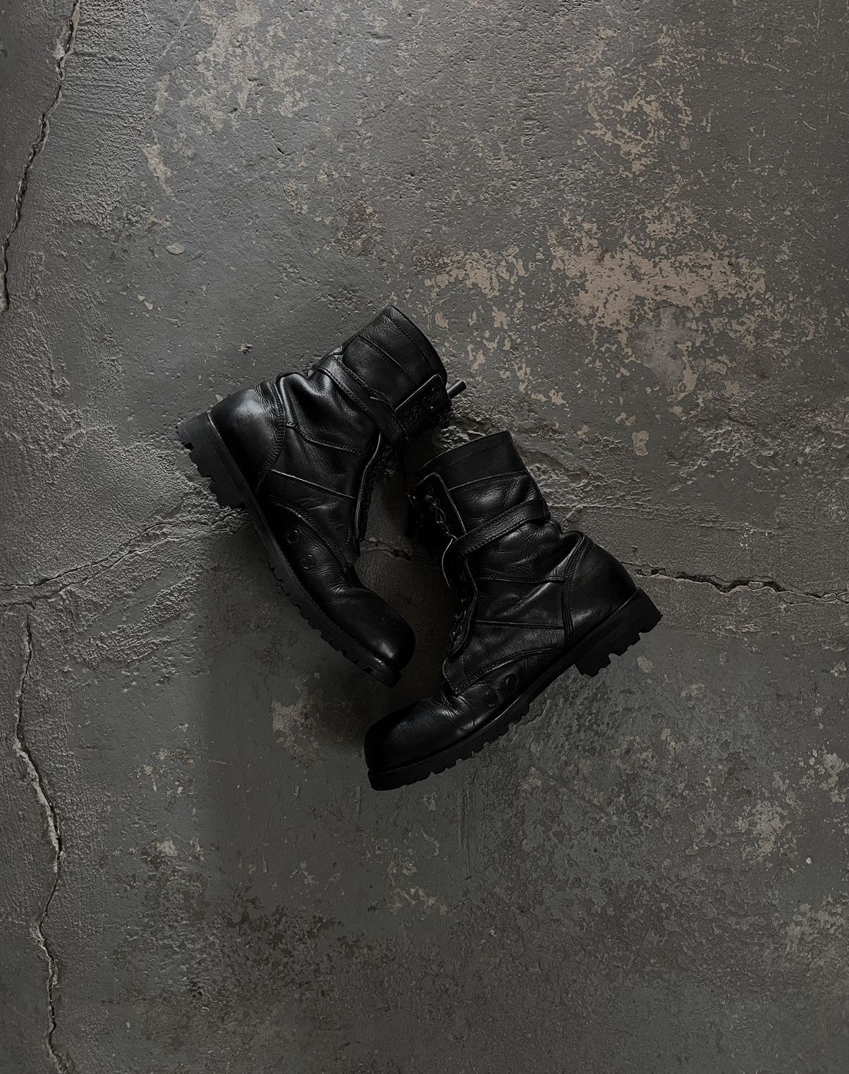 Number (N)ine × Takahiromiyashita The Soloist. Fw06 “Noir” Lace Combat ...