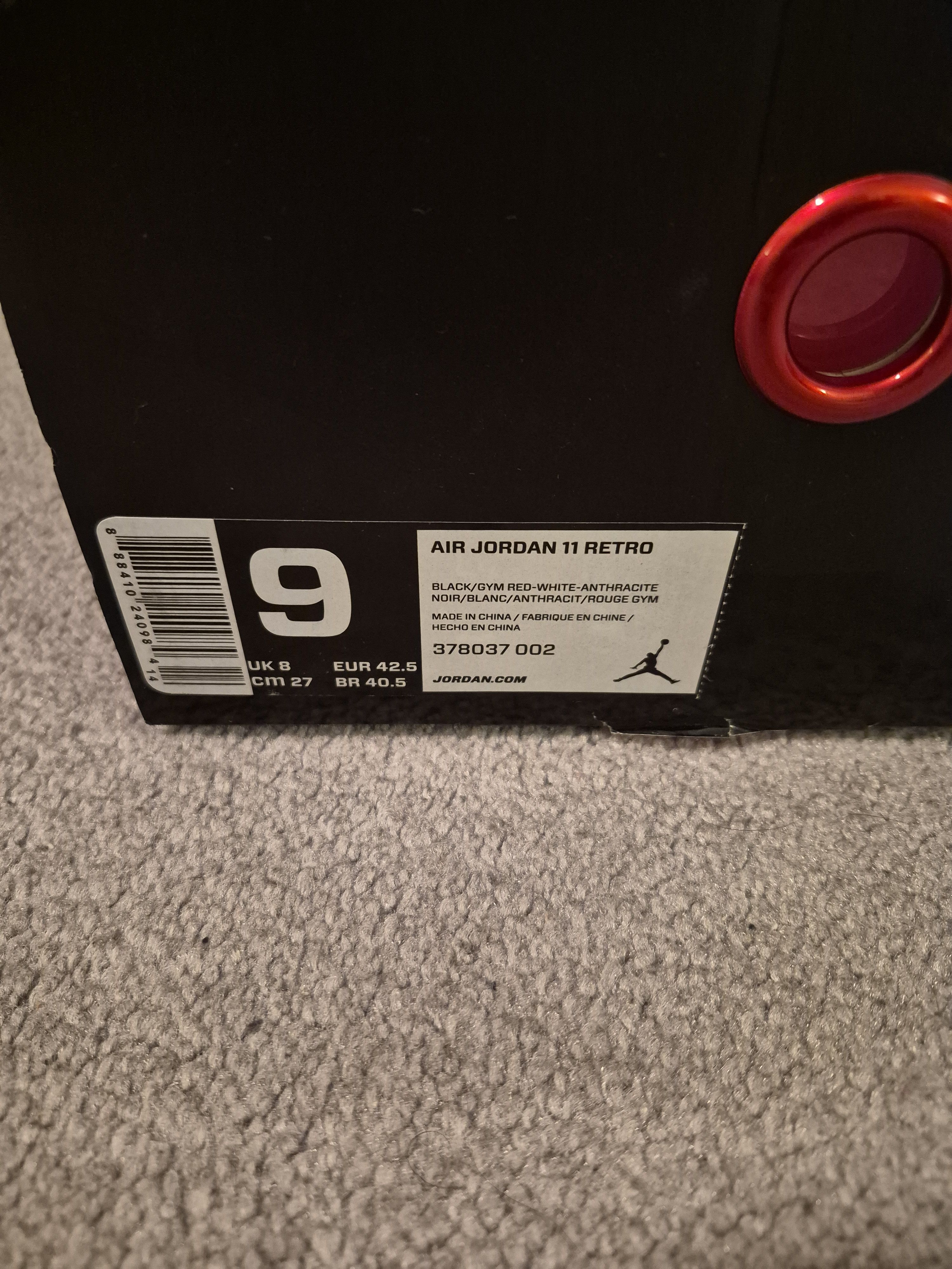 Jordan Brand Nike "Air Jordan Retro 11", "72-10" Edition Sneaker Size US 9 / EU 42 - 7 Thumbnail