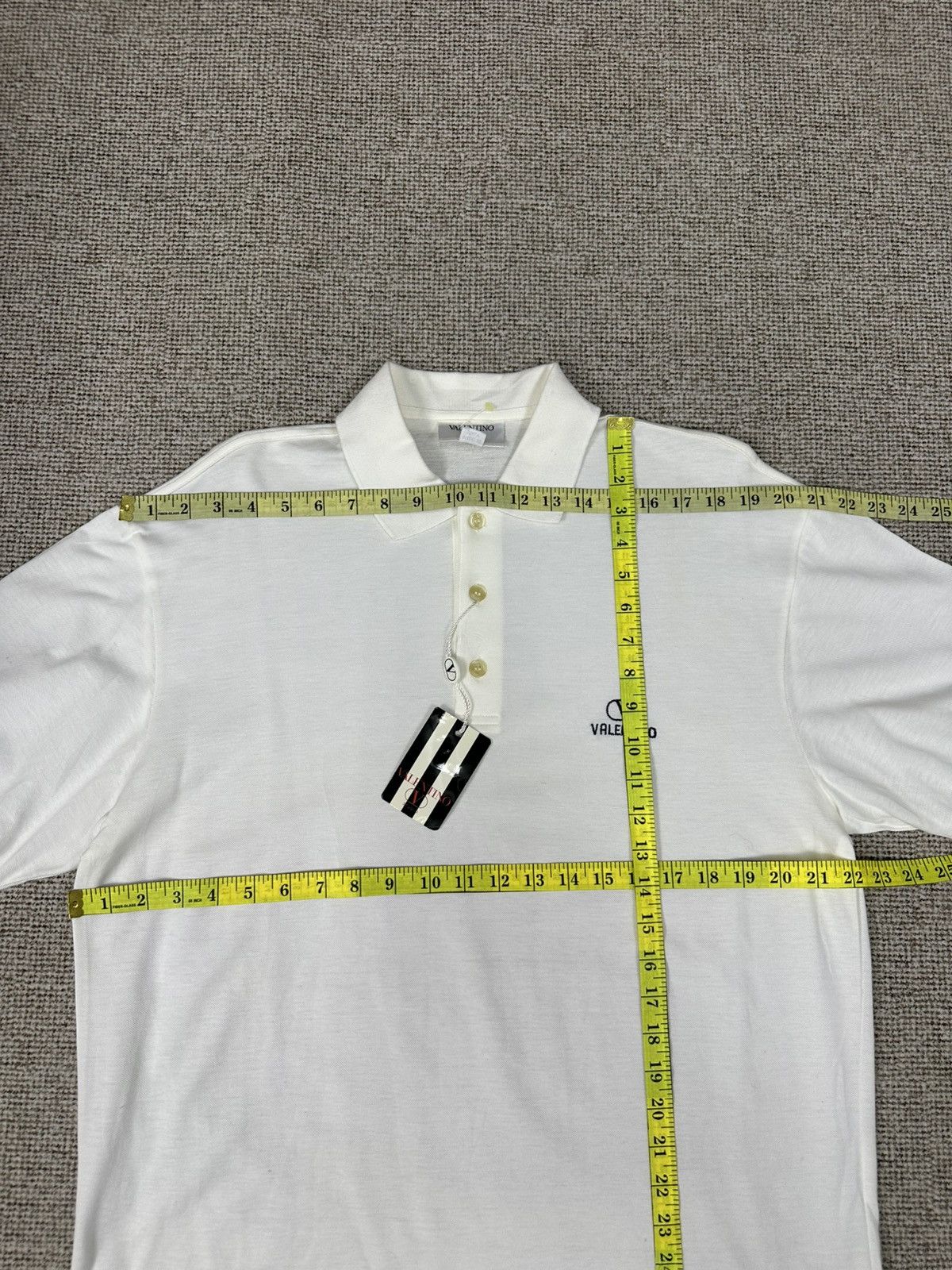 Valentino Vintage Valentino Polo Tee NOS A1021 Size US L / EU 52-54 / 3 - 6 Thumbnail