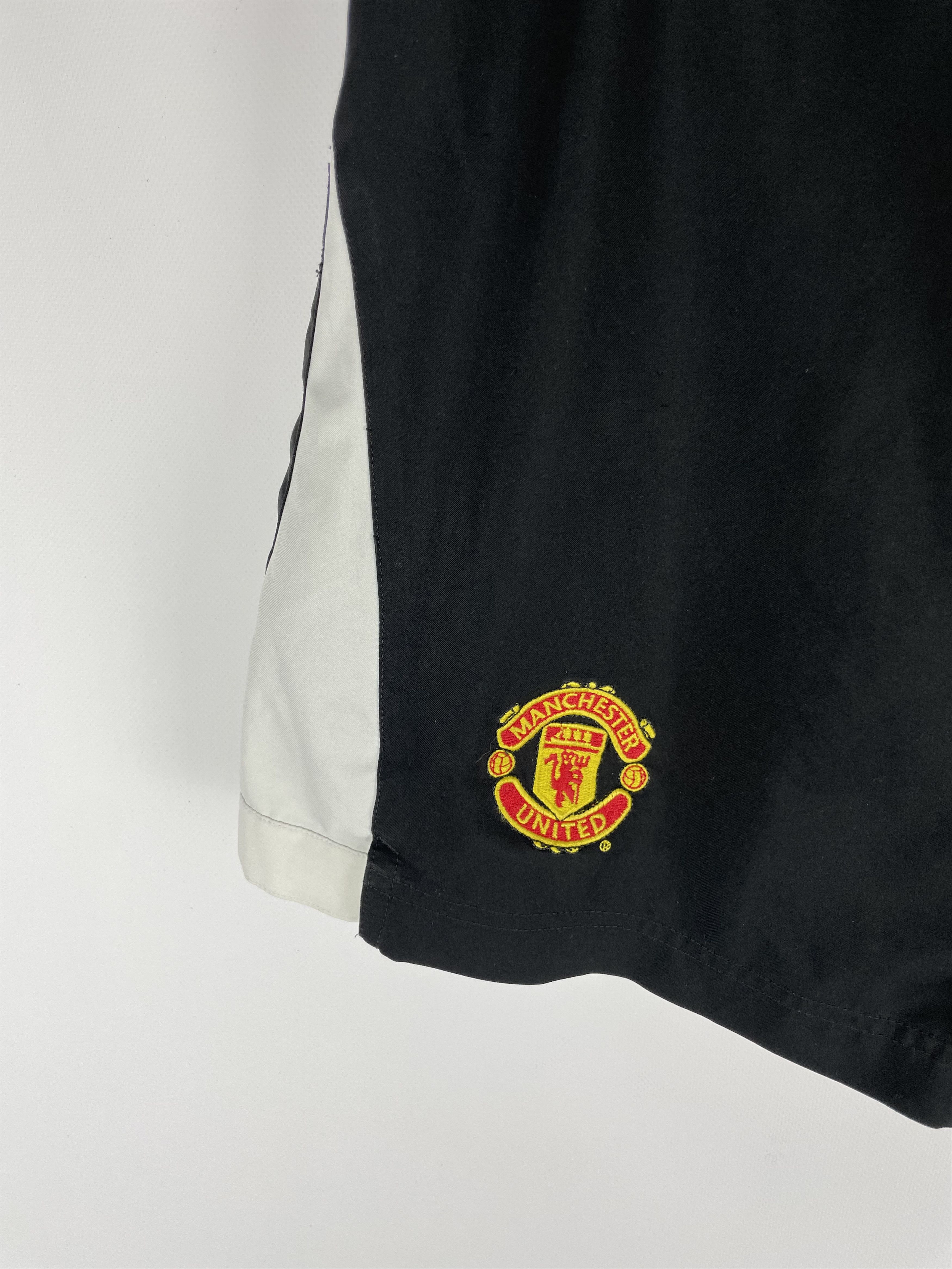 Nike × Vintage Mens Vintage Adidas FC Manchester United shorts soccer rare Size US 32 / EU 48 - 4 Thumbnail