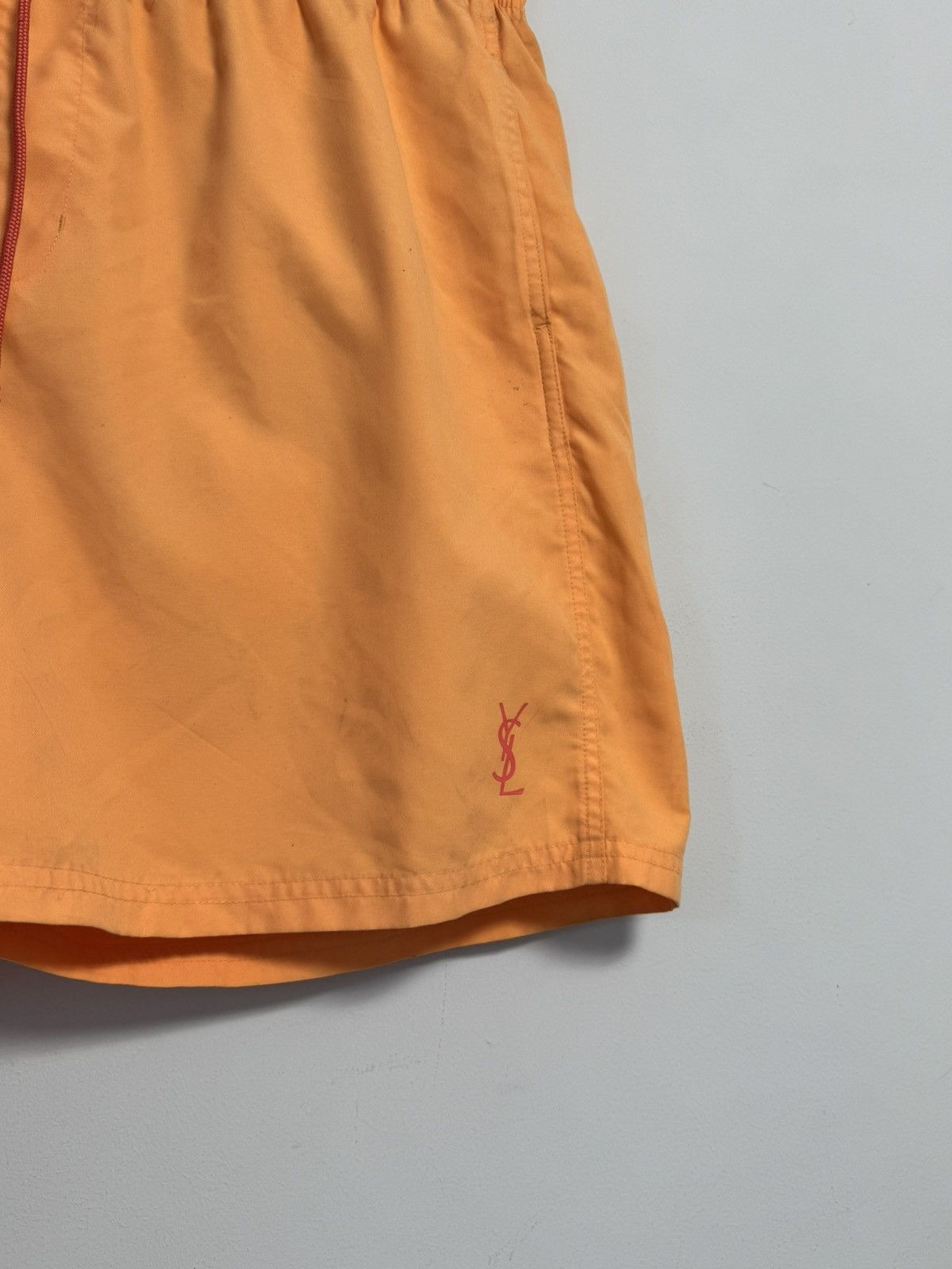 Yves Saint Laurent Yves Saint Laurent Shorts Size US 36 / EU 52 - 4 Thumbnail