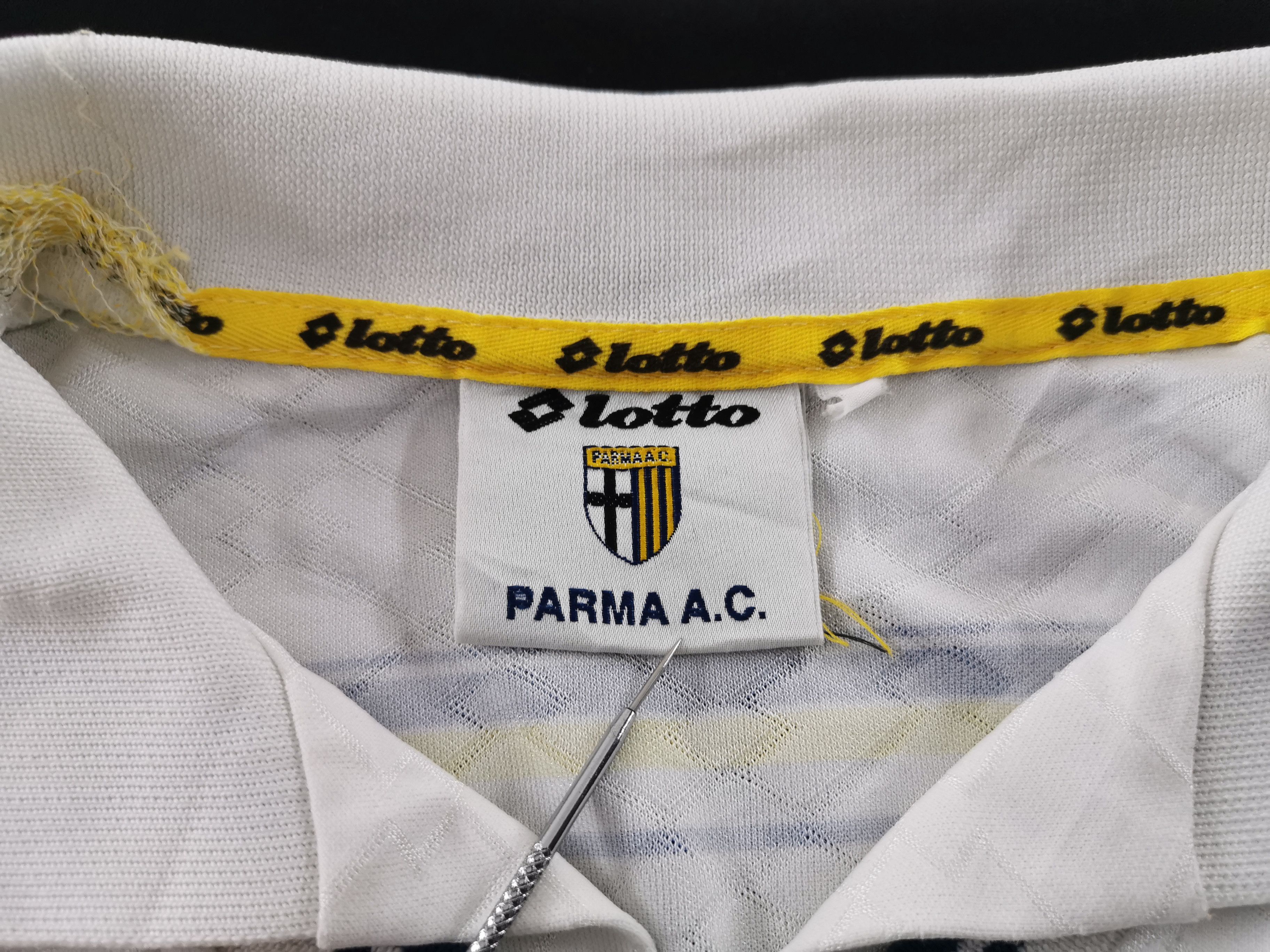 Lotto Sport Vintage 90s Parma A.C. Football By Lotto Jersey Shirt Size M Size US M / EU 48-50 / 2 - 5 Thumbnail