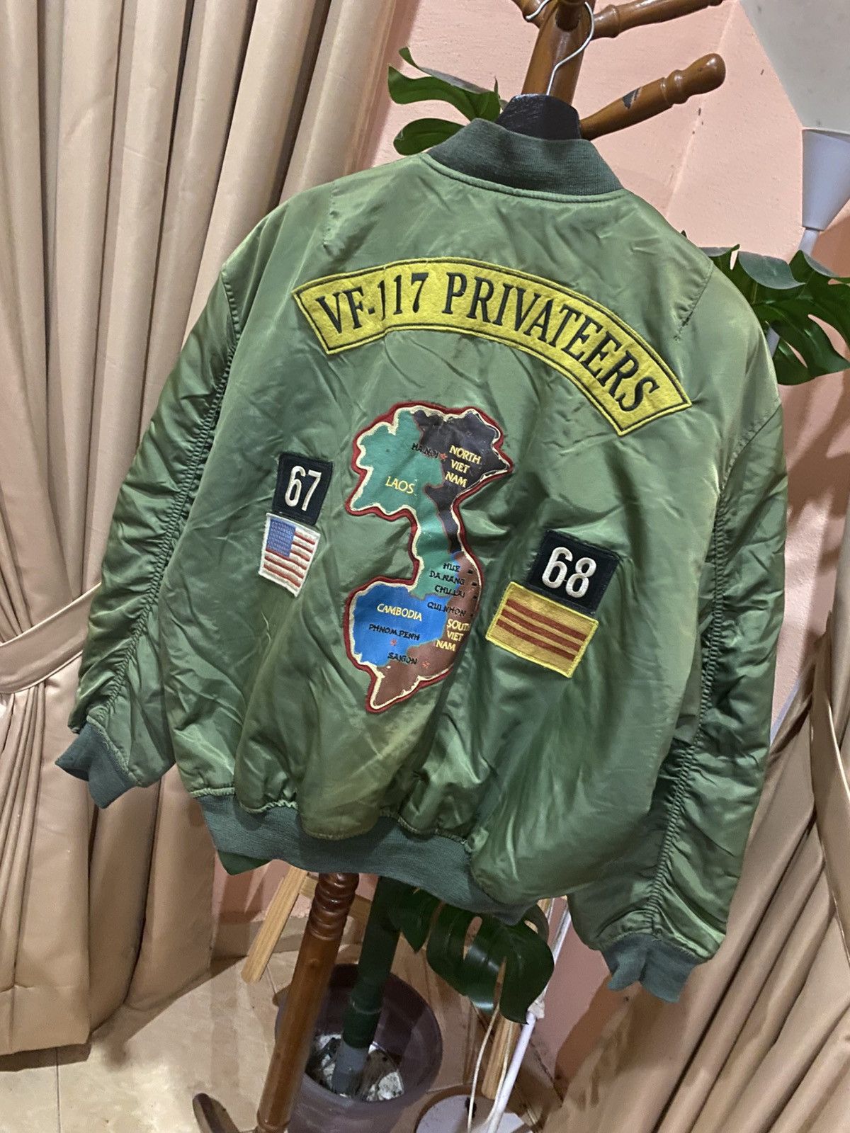 Avirex Avirex LTD VF-117 Privateers Vietnam Map MA-1 Bomber Jacket Size US M / EU 48-50 / 2 - 13 Thumbnail