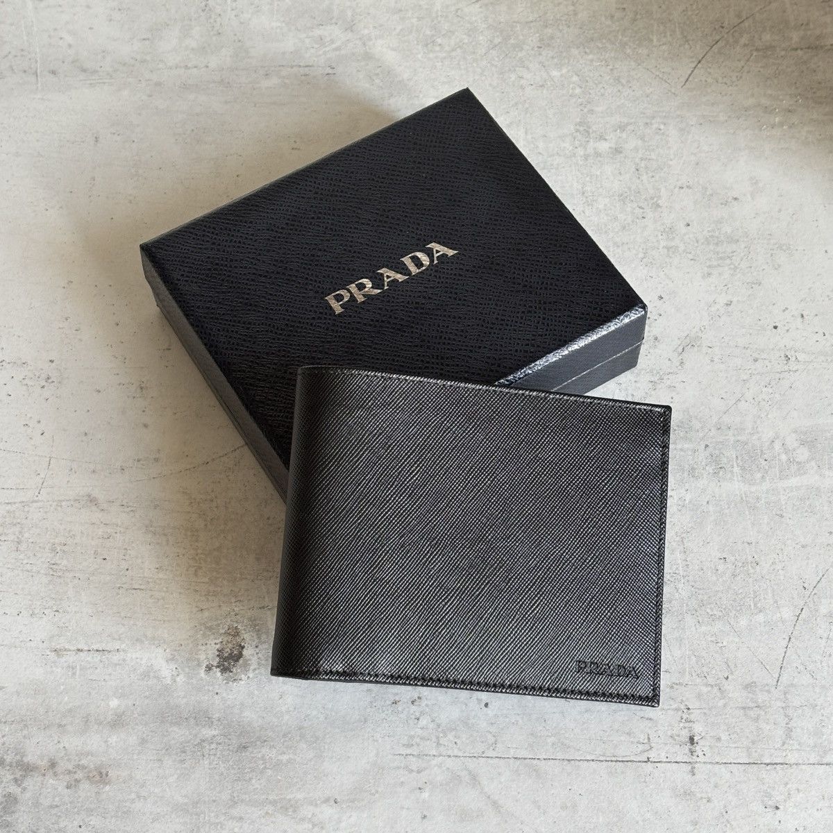 prada milano wallet
