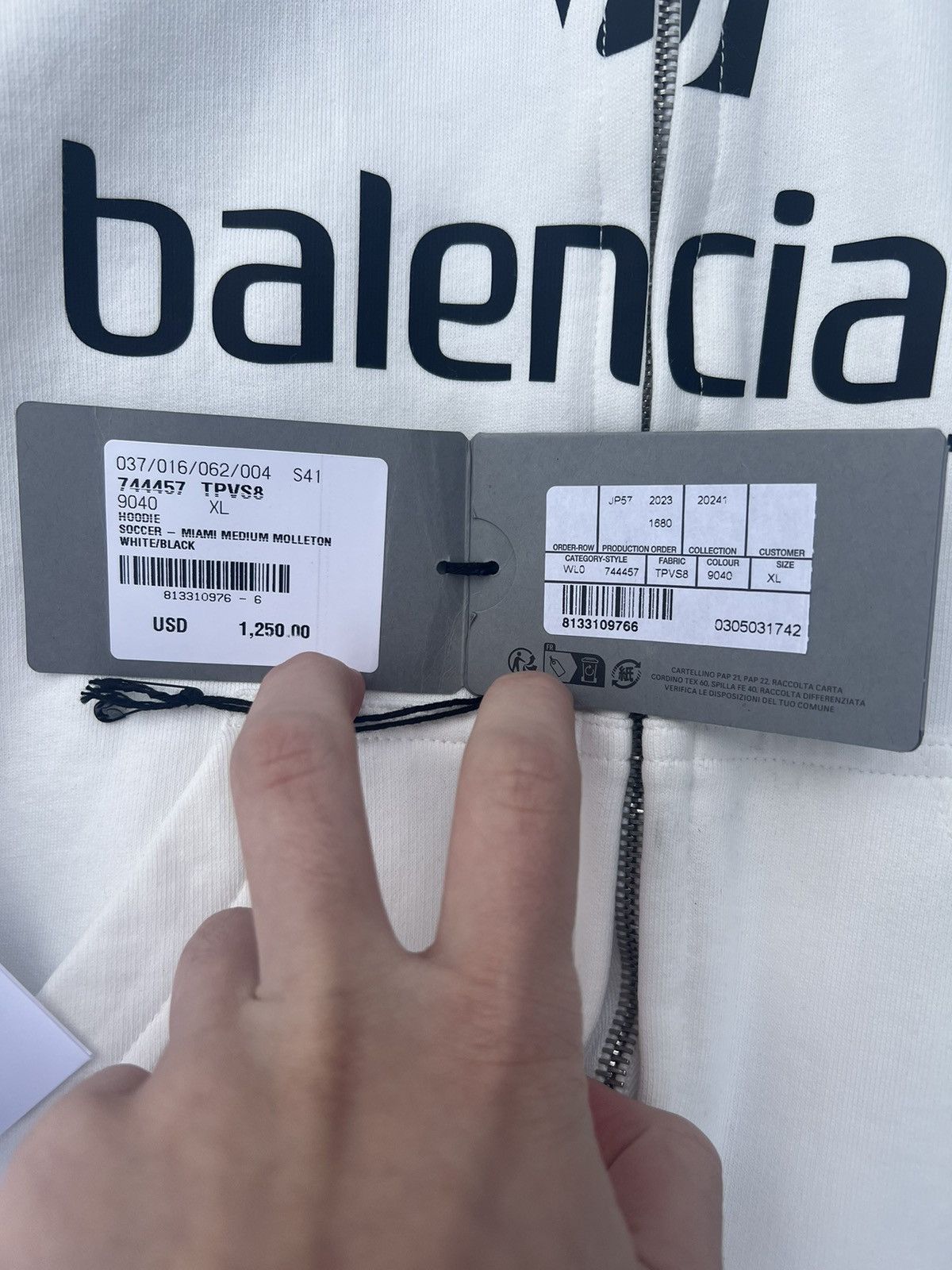 Balenciaga Balenciaga Miami Exclusive Soccer Hoodie Size US XL / EU 56 / 4 - 5 Thumbnail