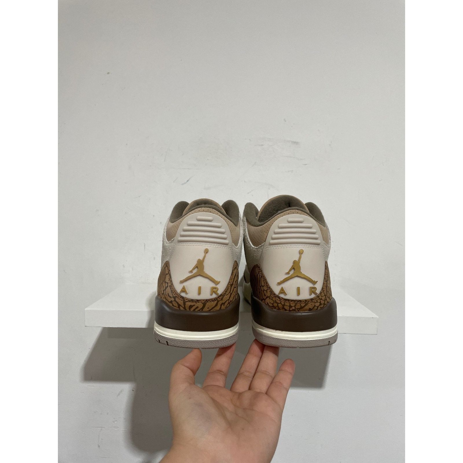 Nike NIKE JORDAN 3 PALOMINO SIZE 13 PREOWNED Size US 13 / EU 46 - 4 Thumbnail