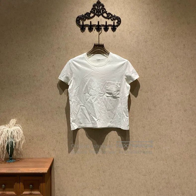 Hermes Hermes White Embroidered Logo Pocket Short Sleeve Size S / US 4 / IT 40 - 1 Thumbnail