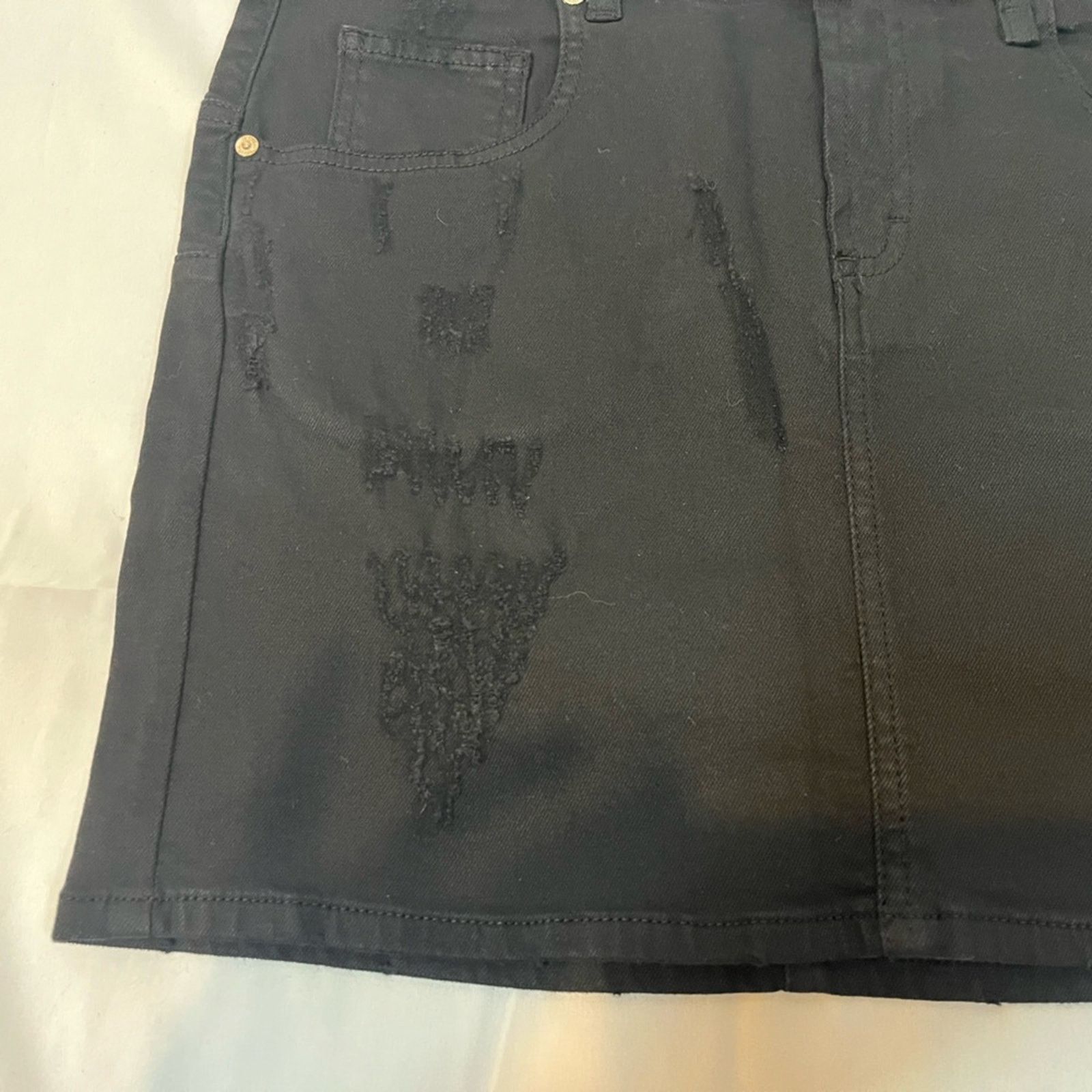 Fiorucci Fiorucci Black Distressed Mini Skirt Size 30" / US 8 / IT 44 - 4 Thumbnail