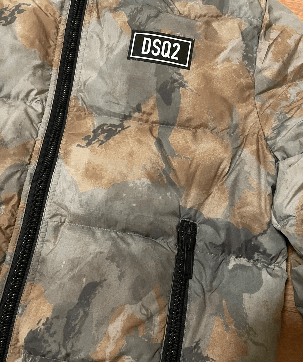 Dsquared2 DSQUARED2 camouflage down jacket, size 50 Size US M / EU 48-50 / 2 - 4 Thumbnail