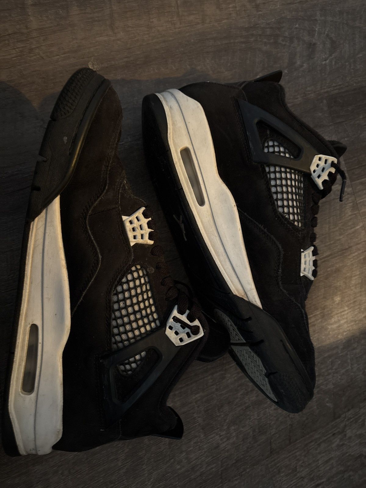 Jordan Brand White Thunder Retro Jordan 4 Size US 10.5 / EU 43-44 - 4 Thumbnail