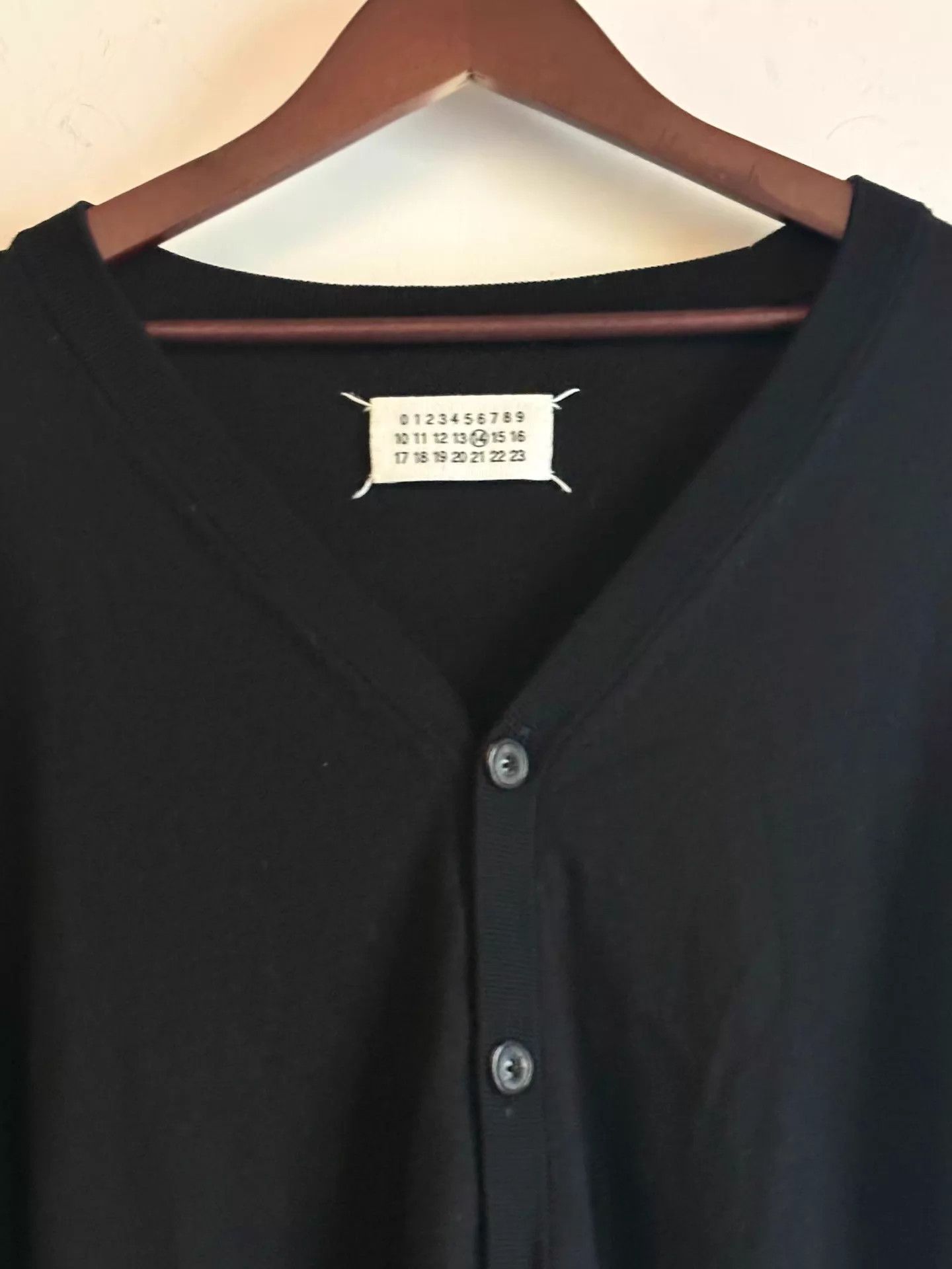 Maison Margiela Maison Margiela AW2009 Vneck Wool Cardigan M Line14 Size US M / EU 48-50 / 2 - 3 Thumbnail