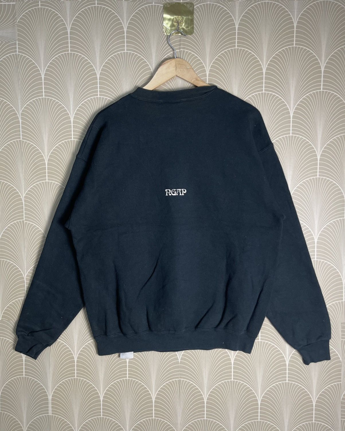 Japanese Brand × Vintage 90s JAPANESE BRAND NGAP LEE RARE GRAPHIC CREWNECK Size US L / EU 52-54 / 3 - 2 Thumbnail