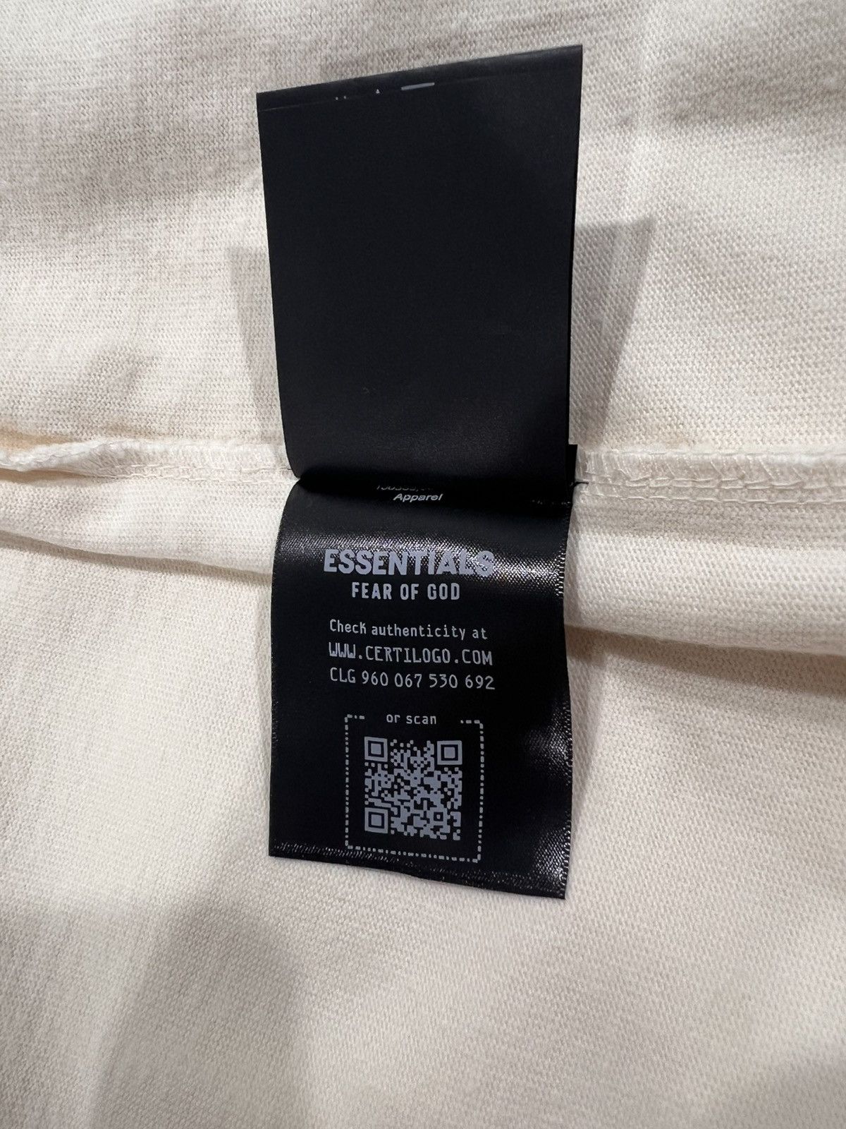 Essentials Fear of God Essentials NBA 90s Tee cream white size Large Size US L / EU 52-54 / 3 - 7 Thumbnail