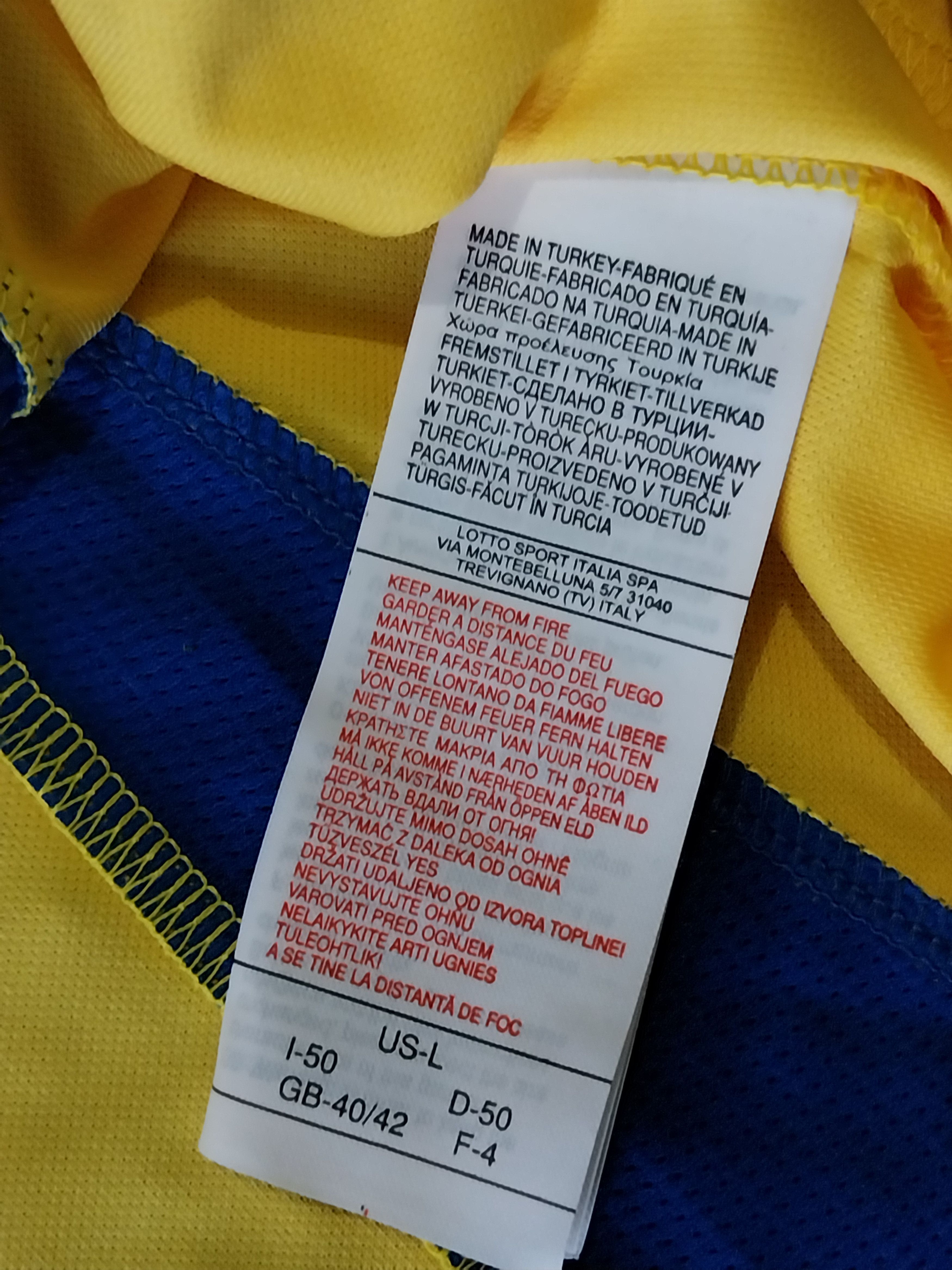 Lotto Sport Ukraine home 2006 andriy shevchenko jersey football Size US L / EU 52-54 / 3 - 8 Thumbnail