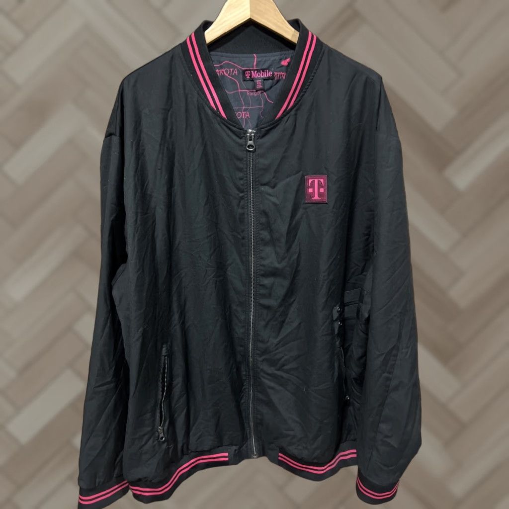 Pinko T-Mobile 4XL Zip Jacket Black Pink Map Employee Uniform Issue Jacket Men Size 4XL Colorful Full Zip Size US XXL / EU 58 / 5 - 1 Thumbnail