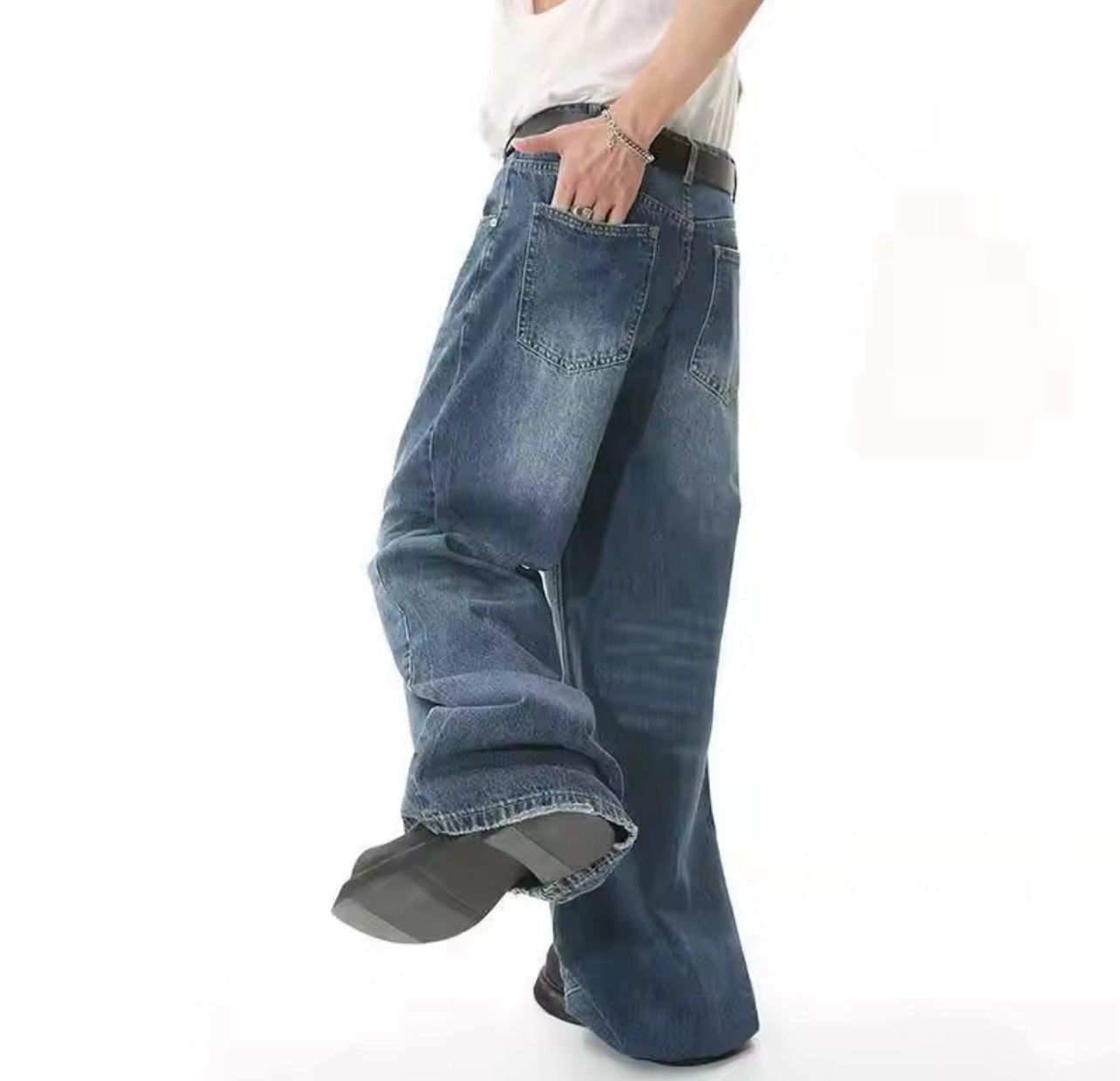 Japanese Brand Distressed, Loose and Wide-leg Pant Size US 29 - 4 Thumbnail