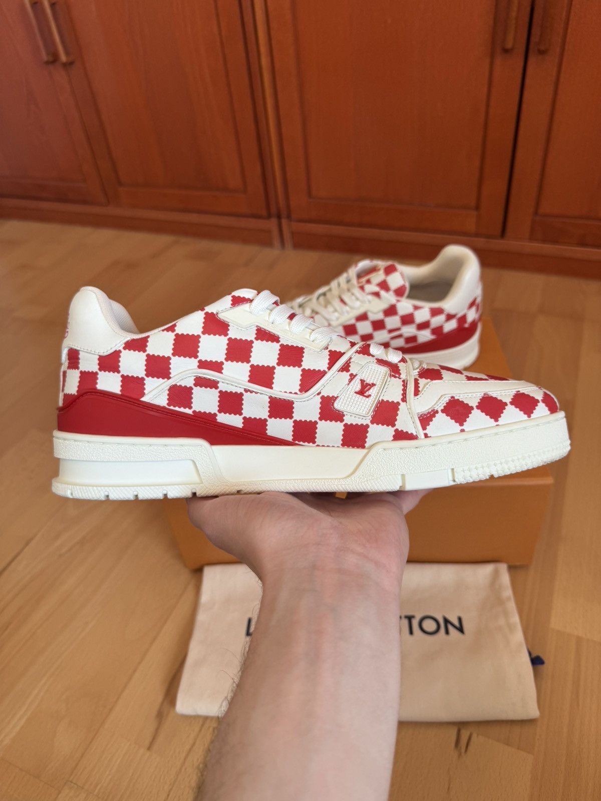 Louis Vuitton Louis Vuitton X Nigo LV Trainer Red White Damier Size US 10 / EU 43 - 4 Thumbnail