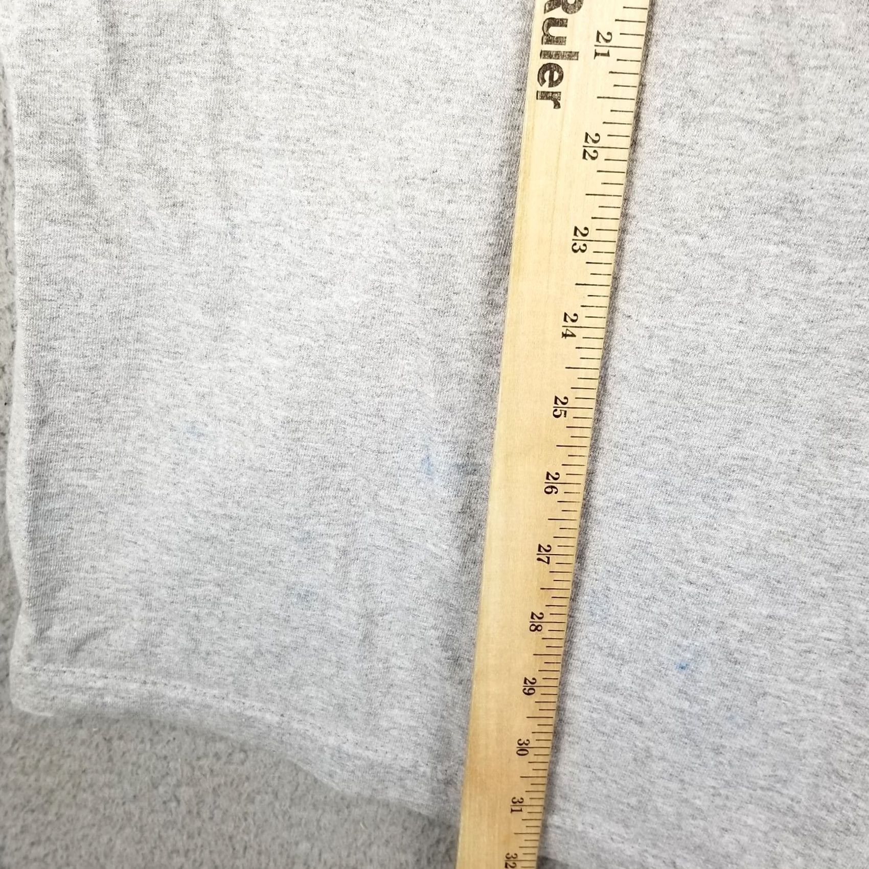Peanuts Vintage Snoopy Shirt Mens 2XL Gray Cotton T-Shirt Peanuts Christmas Classic VTG Snoopy Peanuts Mens XXL 1990s Size US XXL / EU 58 / 5 - 7 Thumbnail