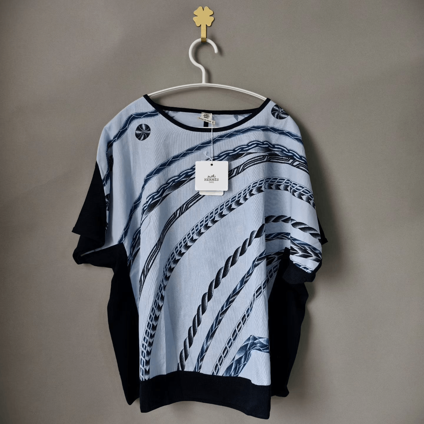 Hermes Hermes Retro Oversized Black T-Shirt M Women Size M / US 6-8 / IT 42-44 - 1 Thumbnail