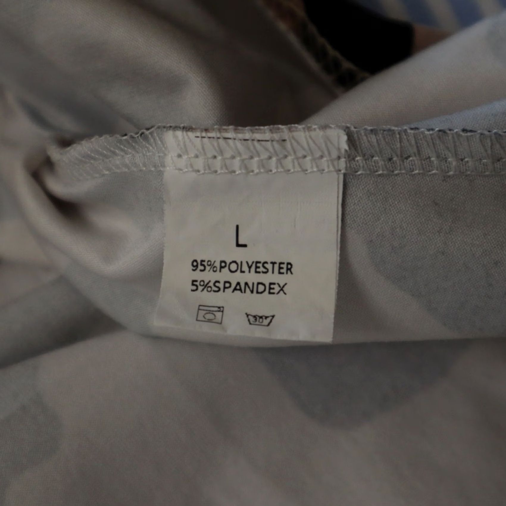 Cougar Refines a product title to maximize search visibility and accuracy. Size L / US 10 / IT 46 - 5 Thumbnail