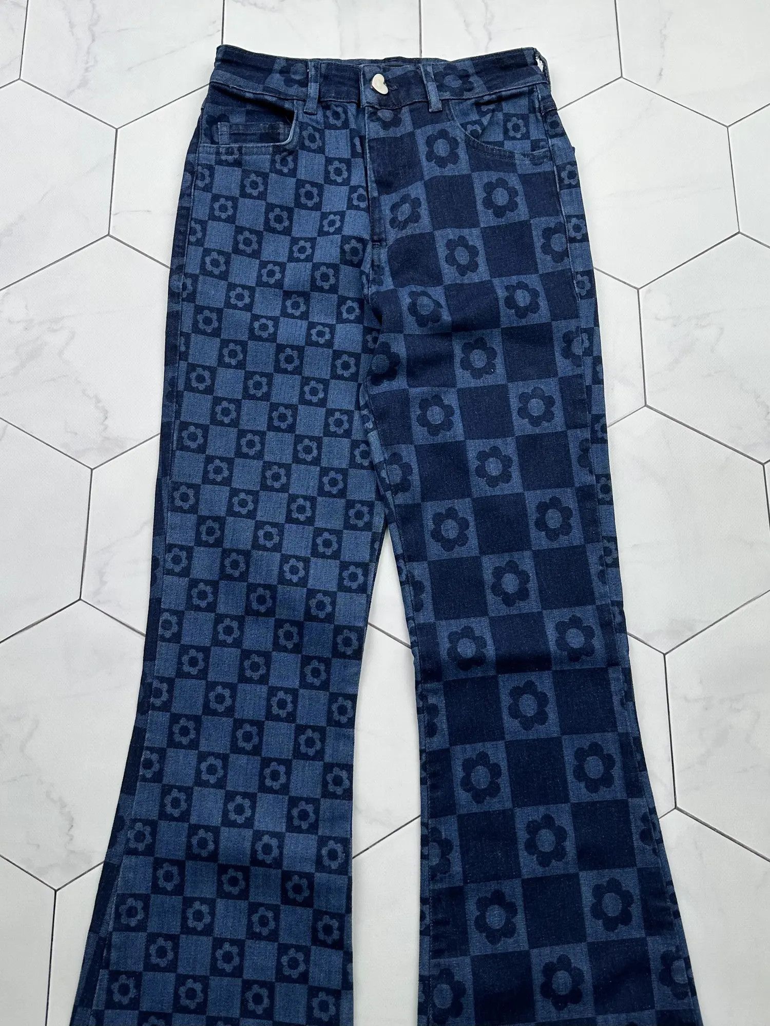 Jaded London Jaded London Printed Flare Jeans (B363) Size 24" / US 00 / IT 34 - 2 Thumbnail