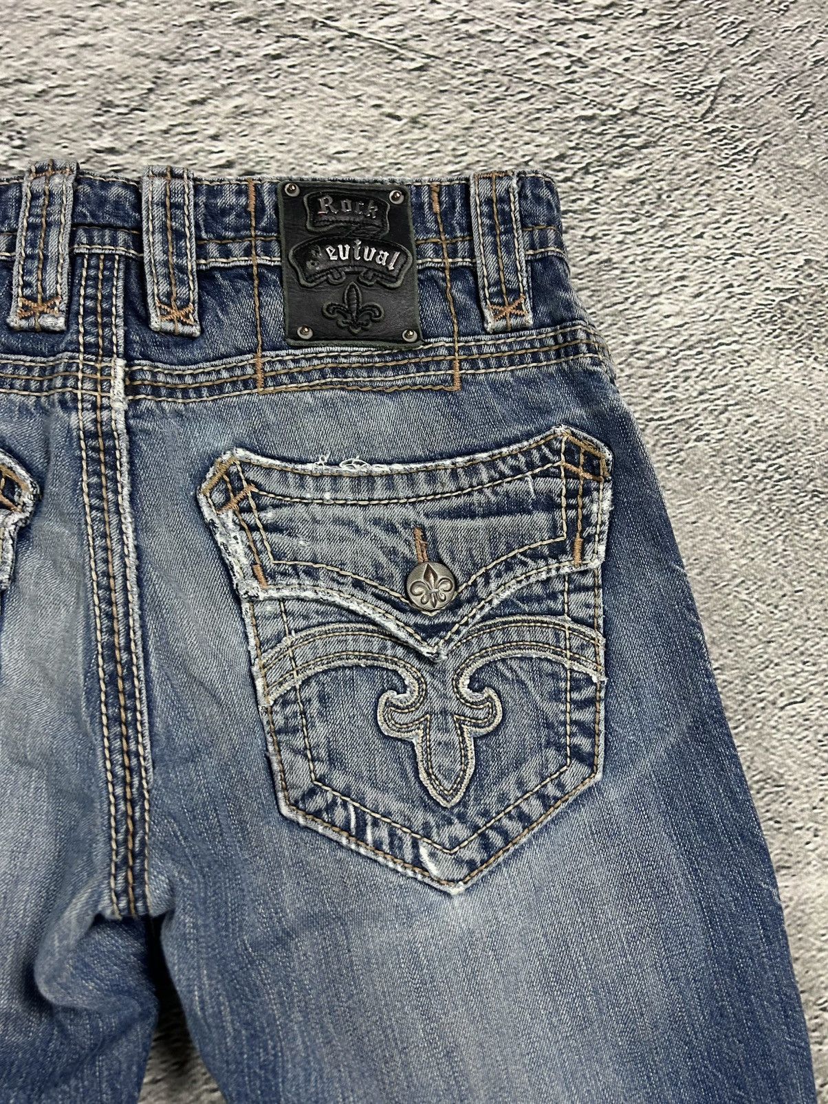 Rock Revival Rock Revival vintage blue jeans Y2K flared Size US 29 - 4 Thumbnail