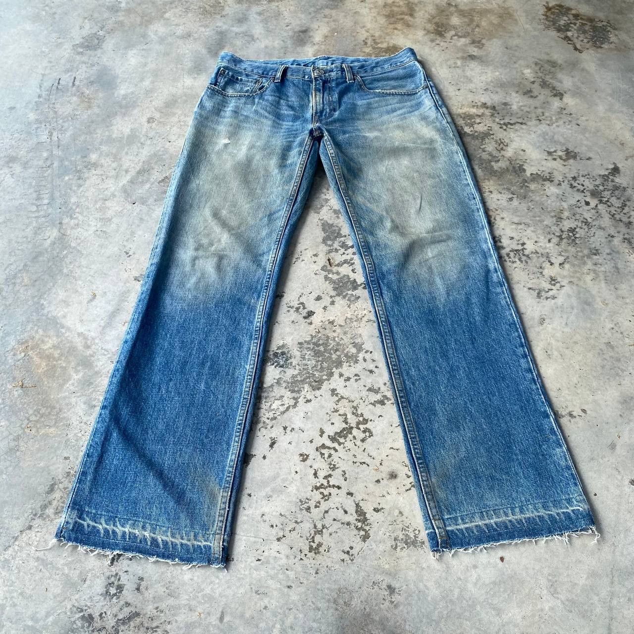 Levi's Vintage Clothing VINTAGE LEVIS 502 ANKLE CUT RELEASE HEM FADED BLUEWASH Size US 32 / EU 48 - 6 Thumbnail