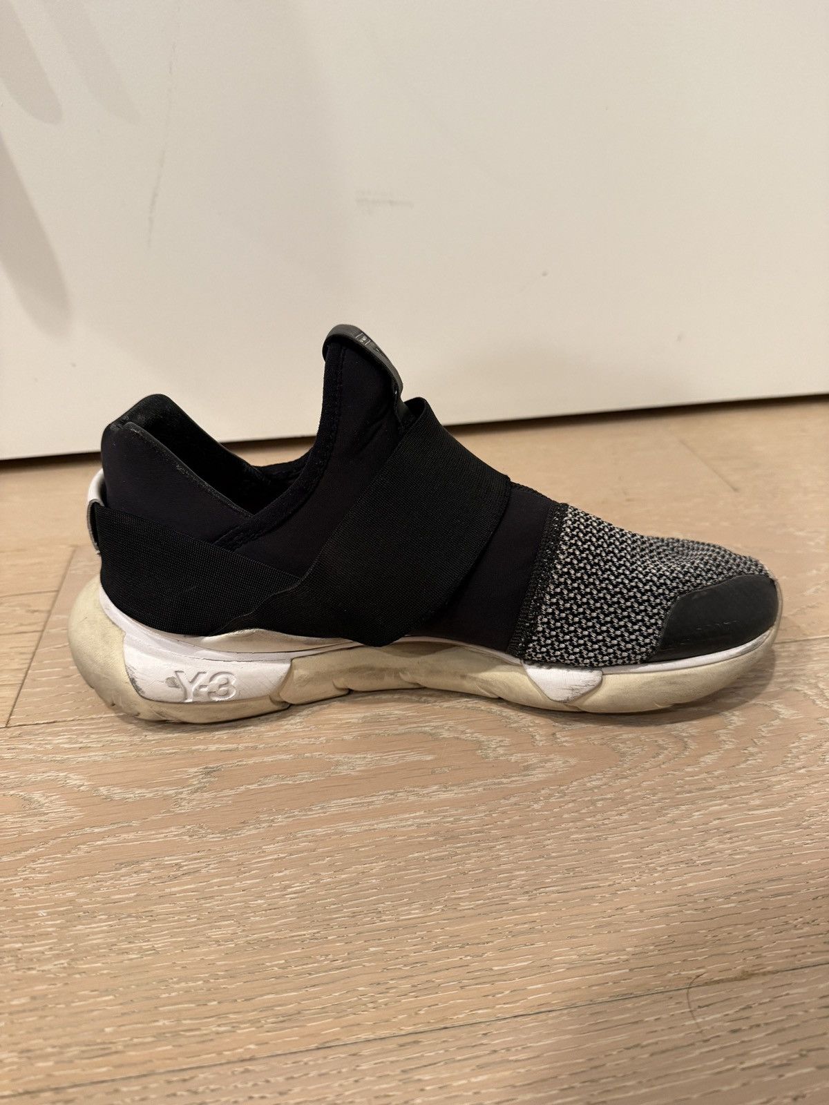Y-3 Y-3 Qasa Low II Size US 9.5 / EU 42-43 - 5 Thumbnail